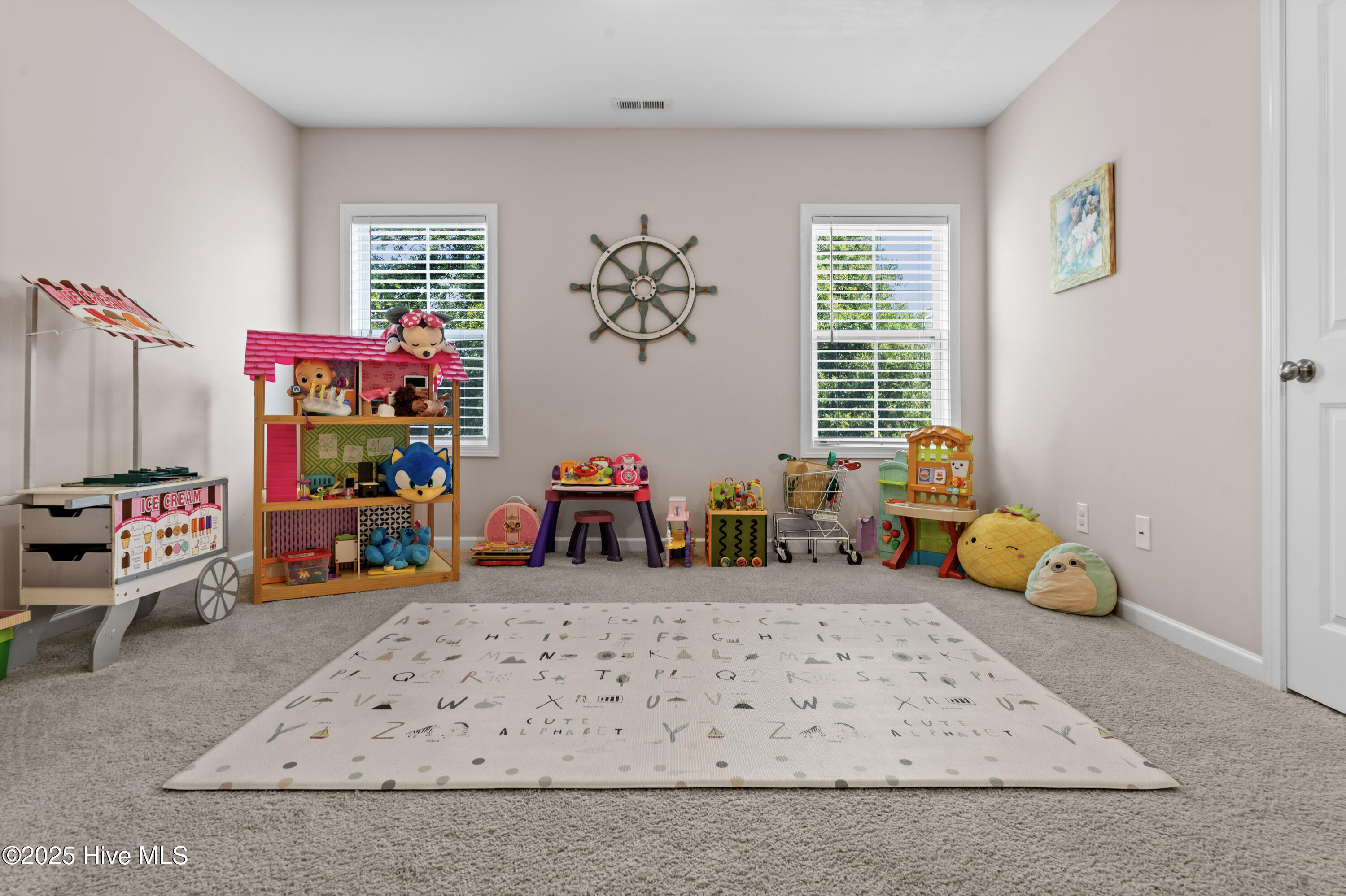 100511448 | Photo 29