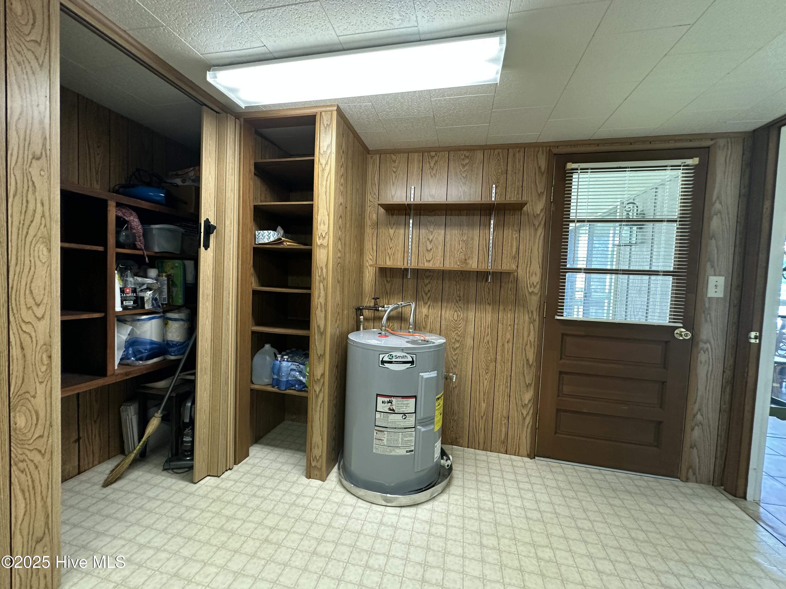 Laundry/mud room