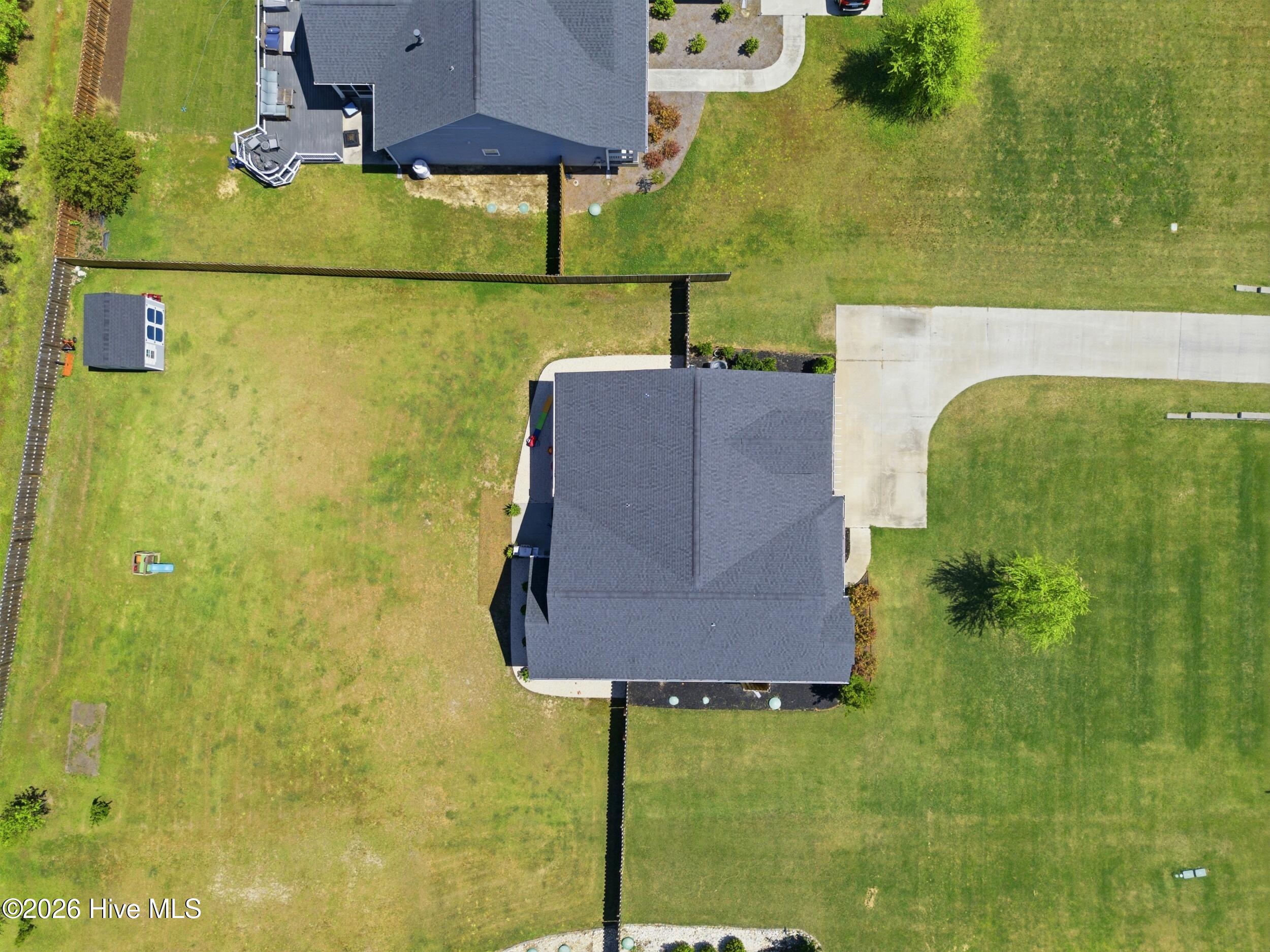 100569214 | Photo 58