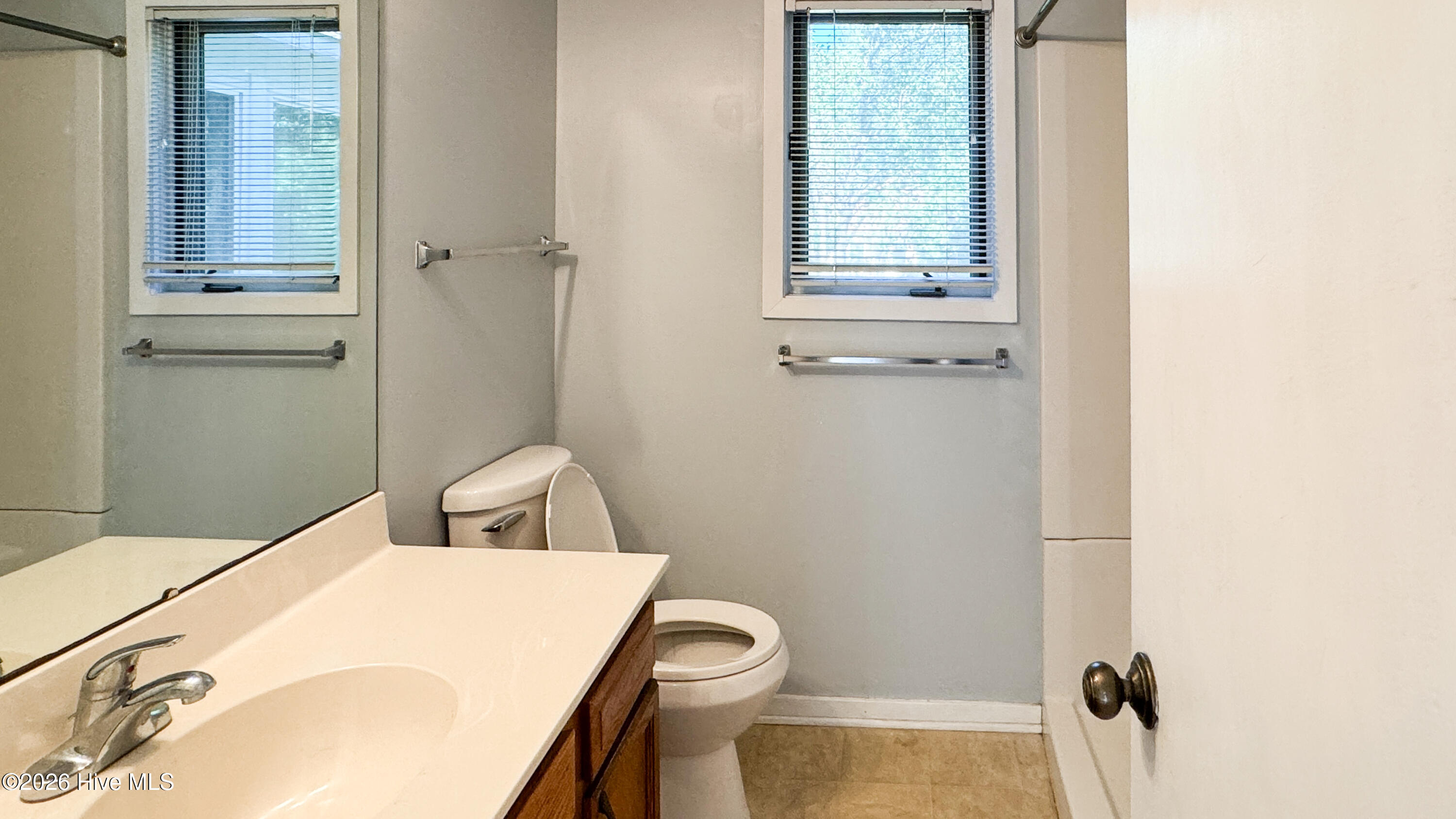 100565099 | Photo 27