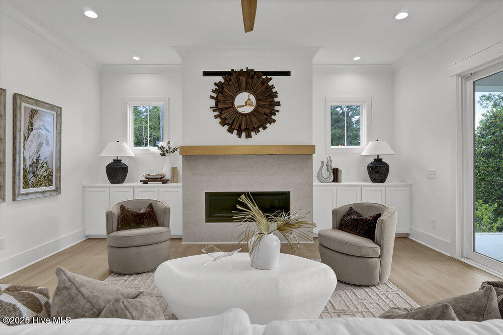 100509390 | Photo 12