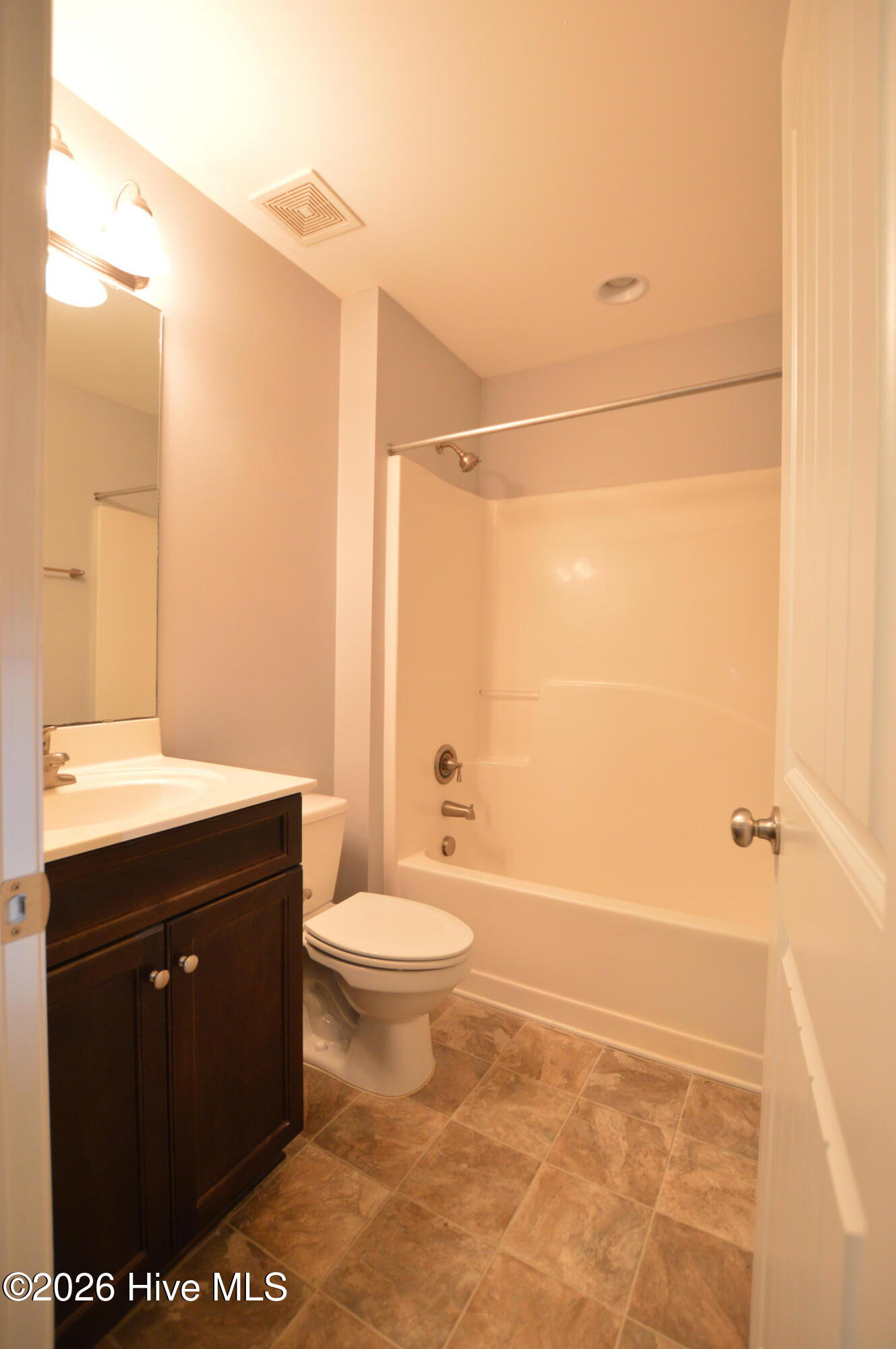 100559165 | Photo 10