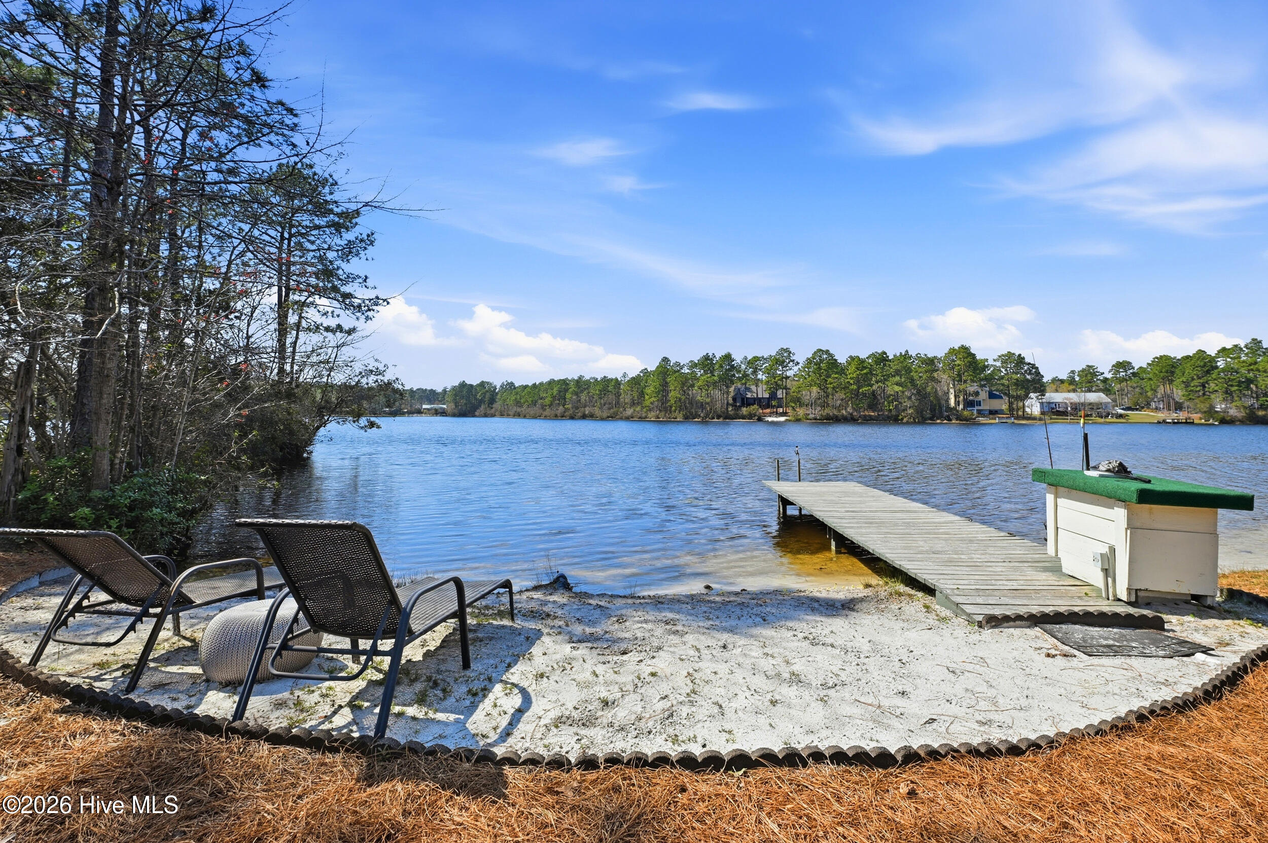 100565699 | Photo 35