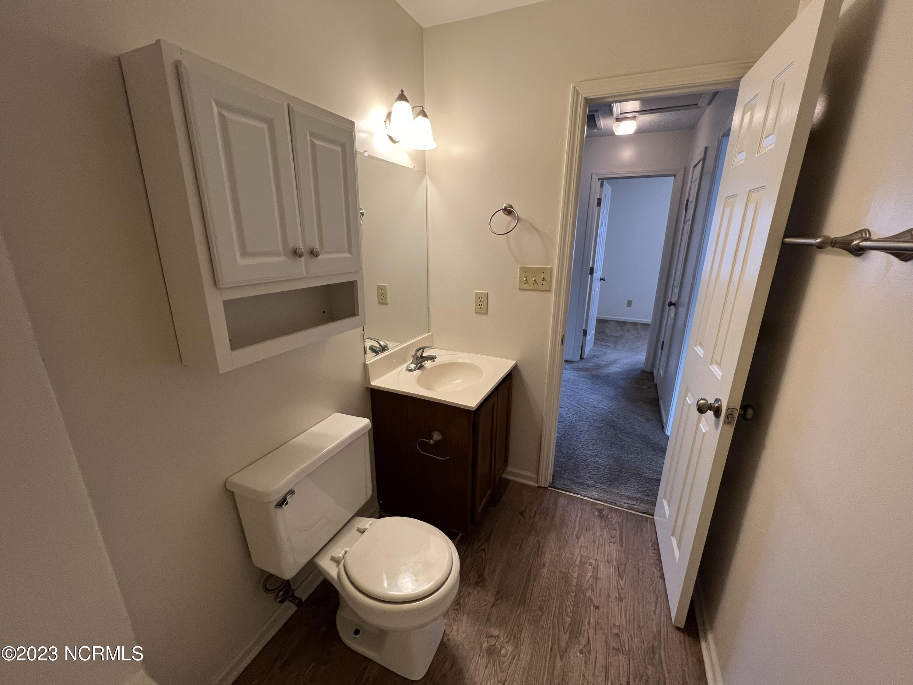 100552463 | Photo 12