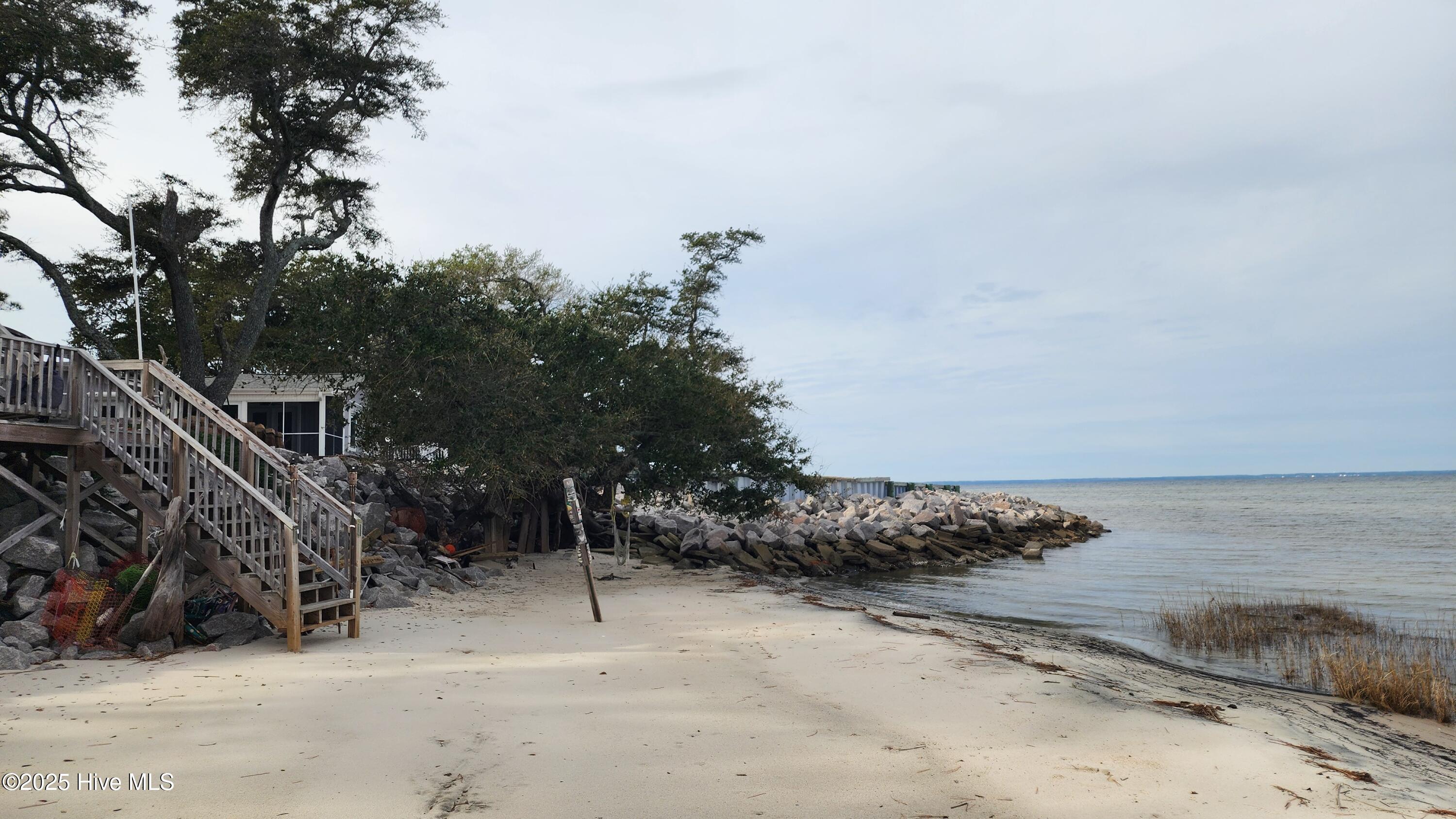 187 Pamlico Parkway, Beaufort, NC, 28516