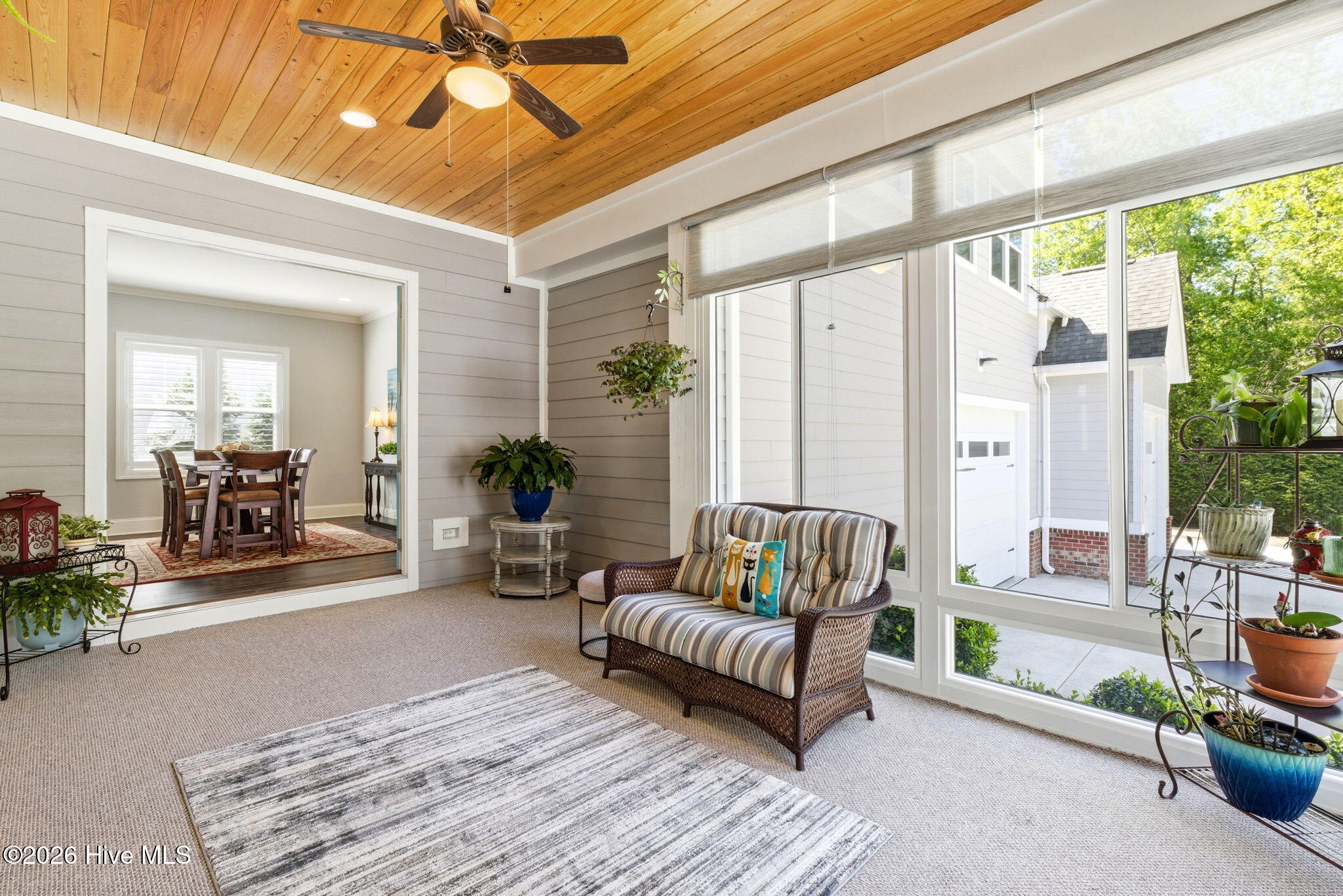 100566822 | Photo 22