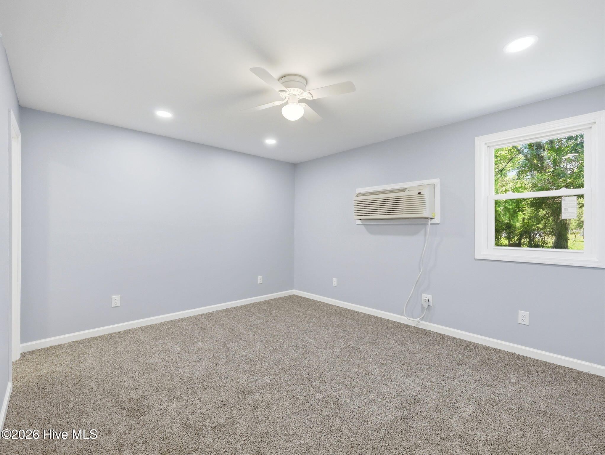 2534 White Oak River Road,Maysville
