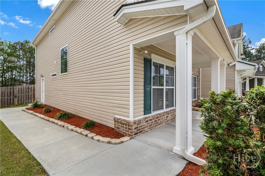 Exterior Photo - Front Porch