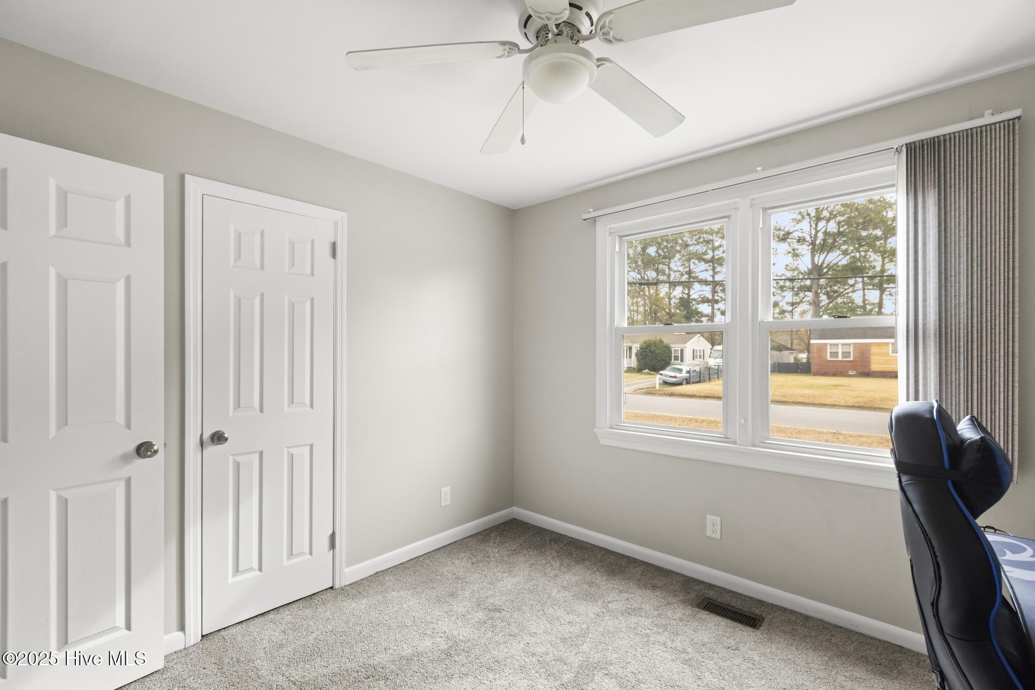 100546254 | Photo 23