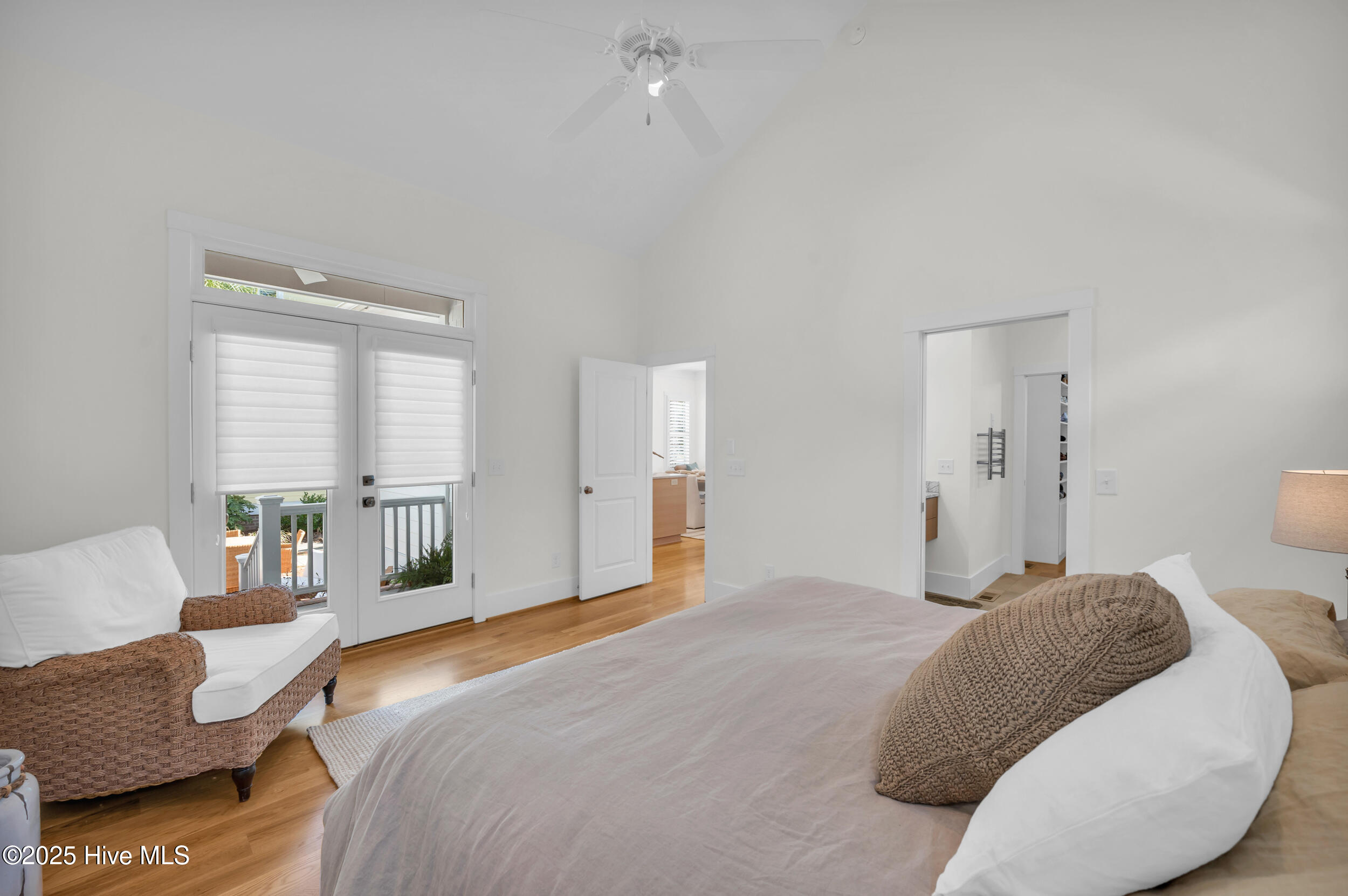 100532568 | Photo 20