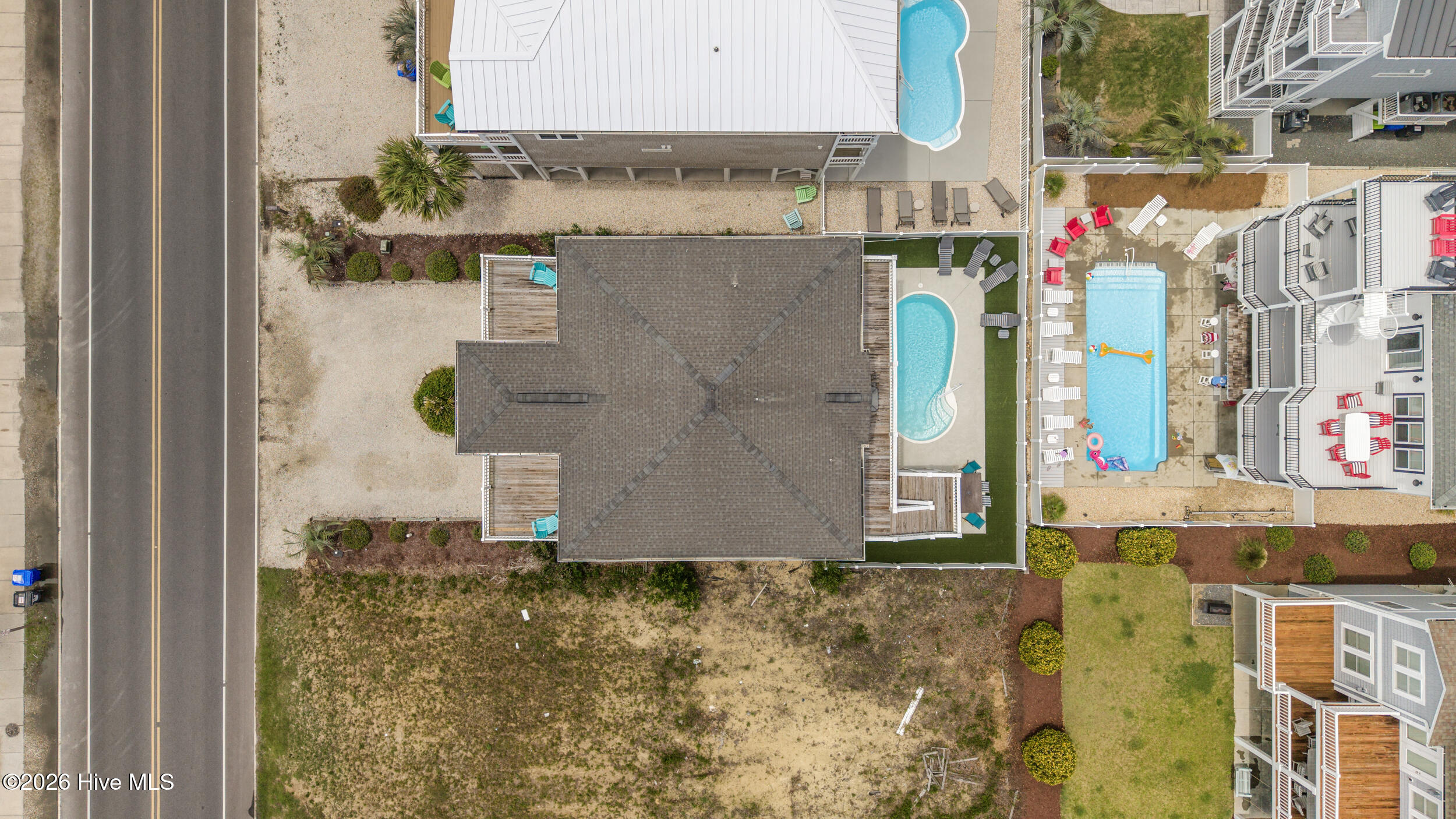 100578771 | Photo 41