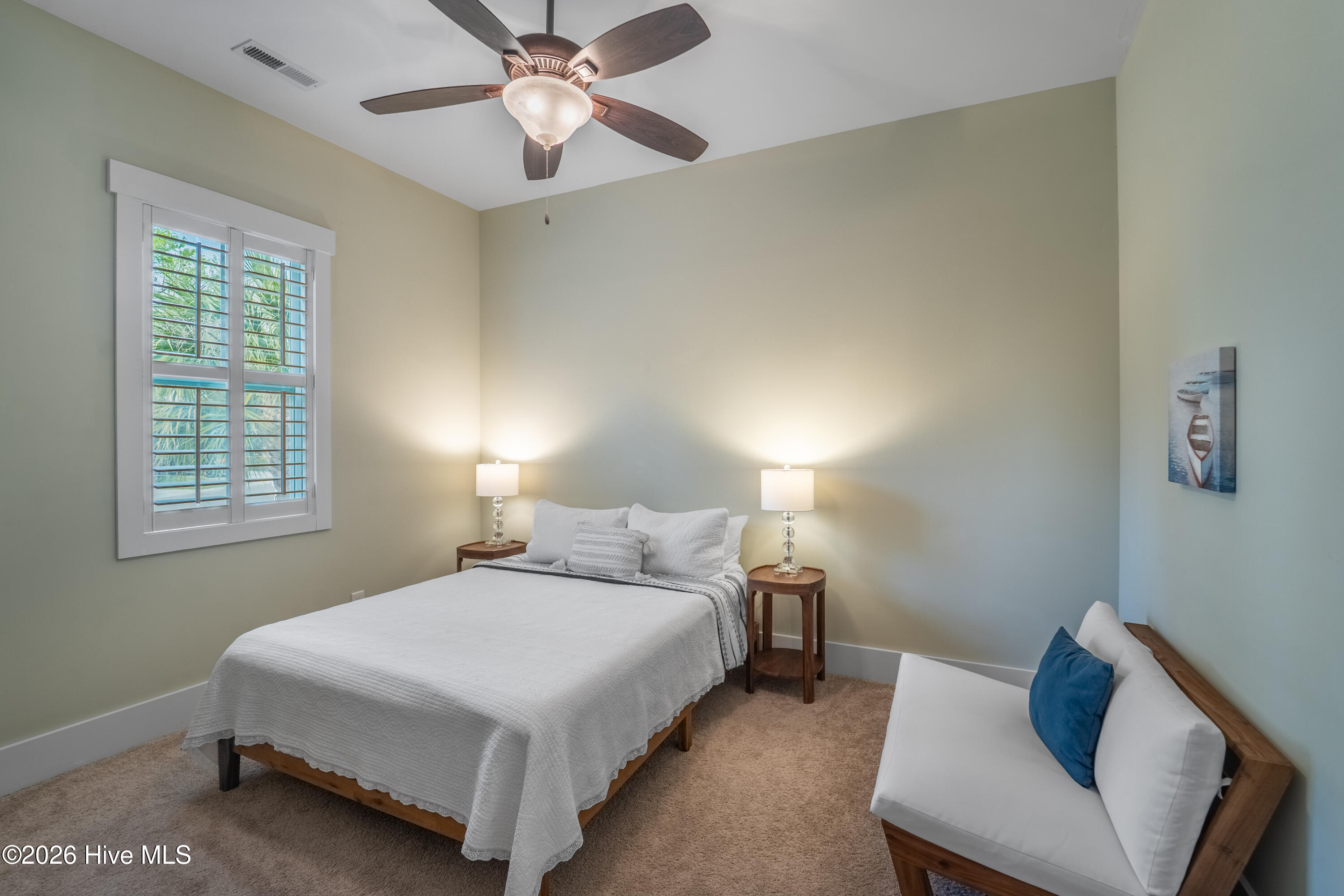 100564724 | Photo 15