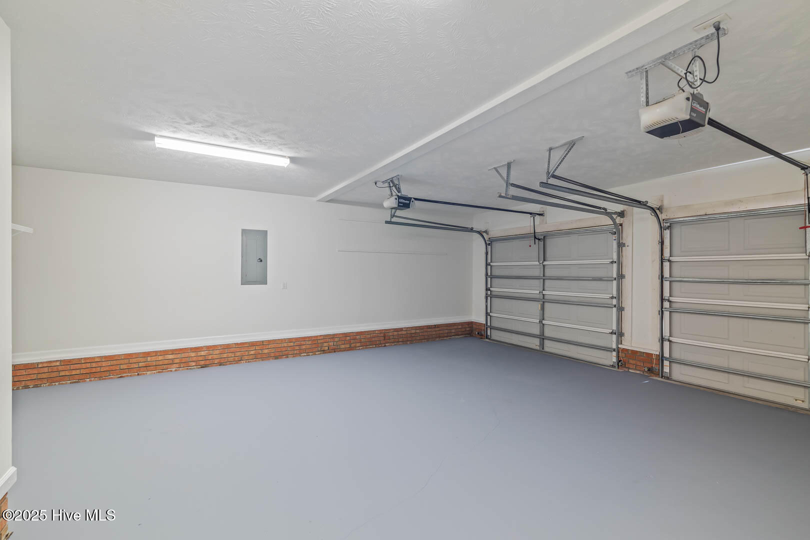 100538607 | Photo 24