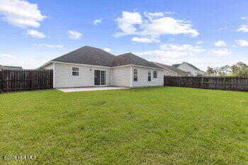 100570281 | Photo 24