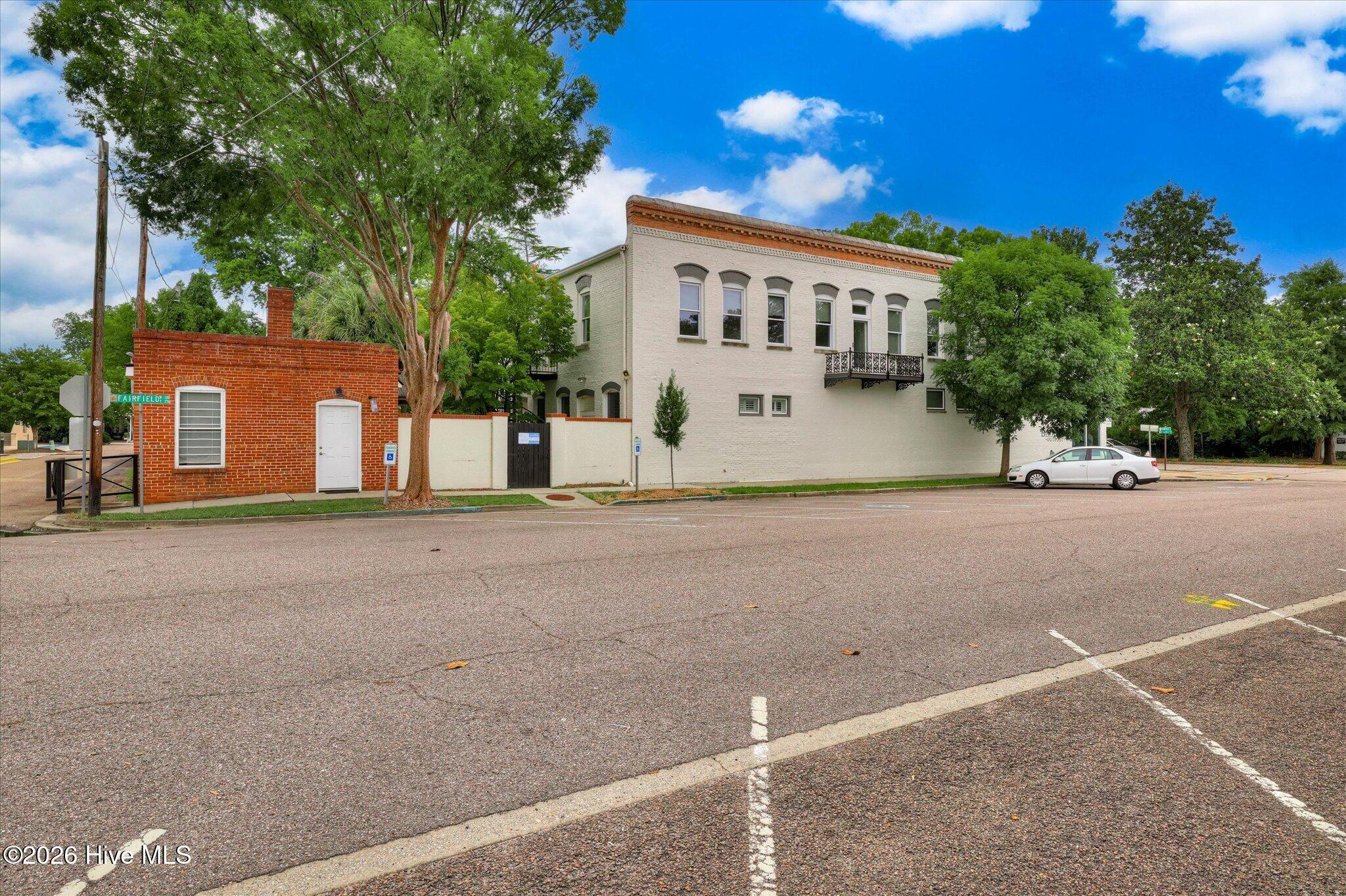 Fairfield St view