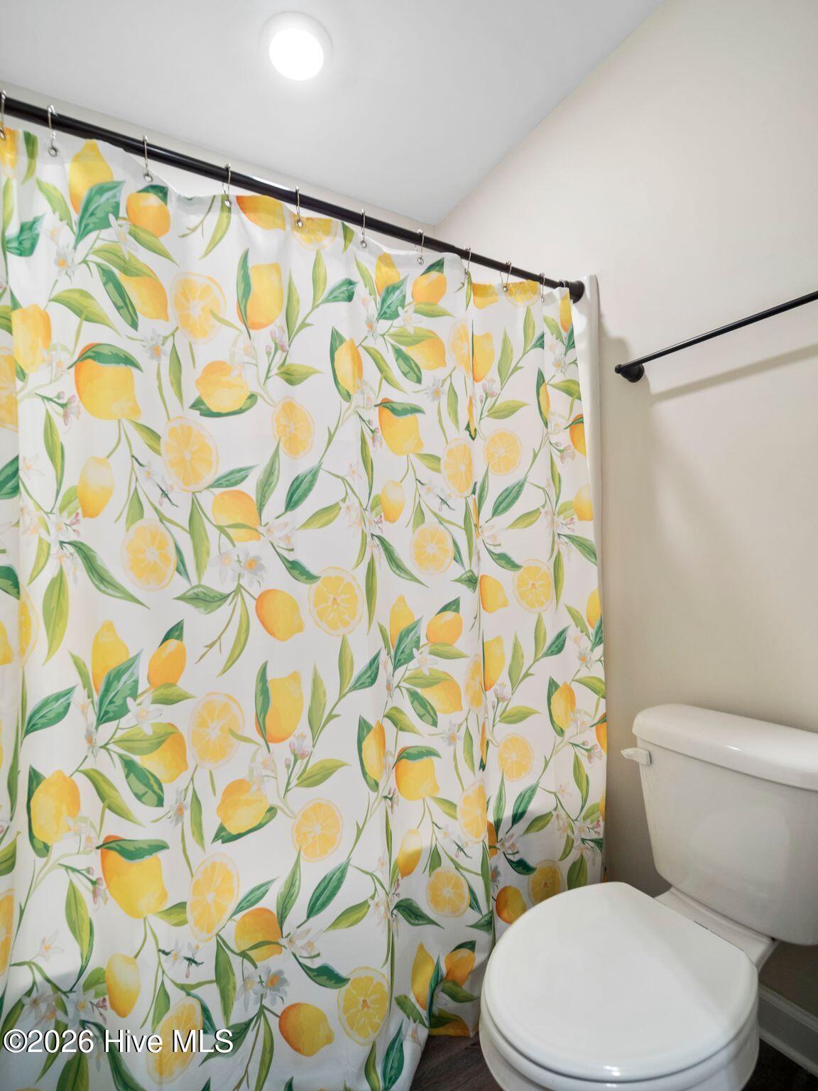 100569954 | Photo 35