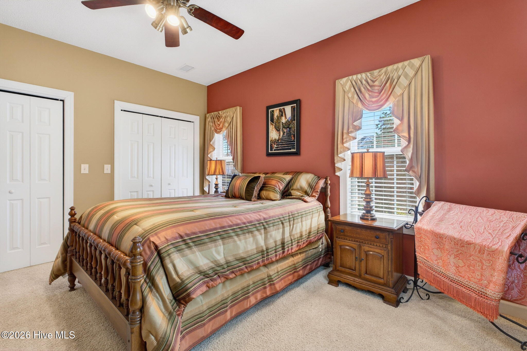 100557579 | Photo 24