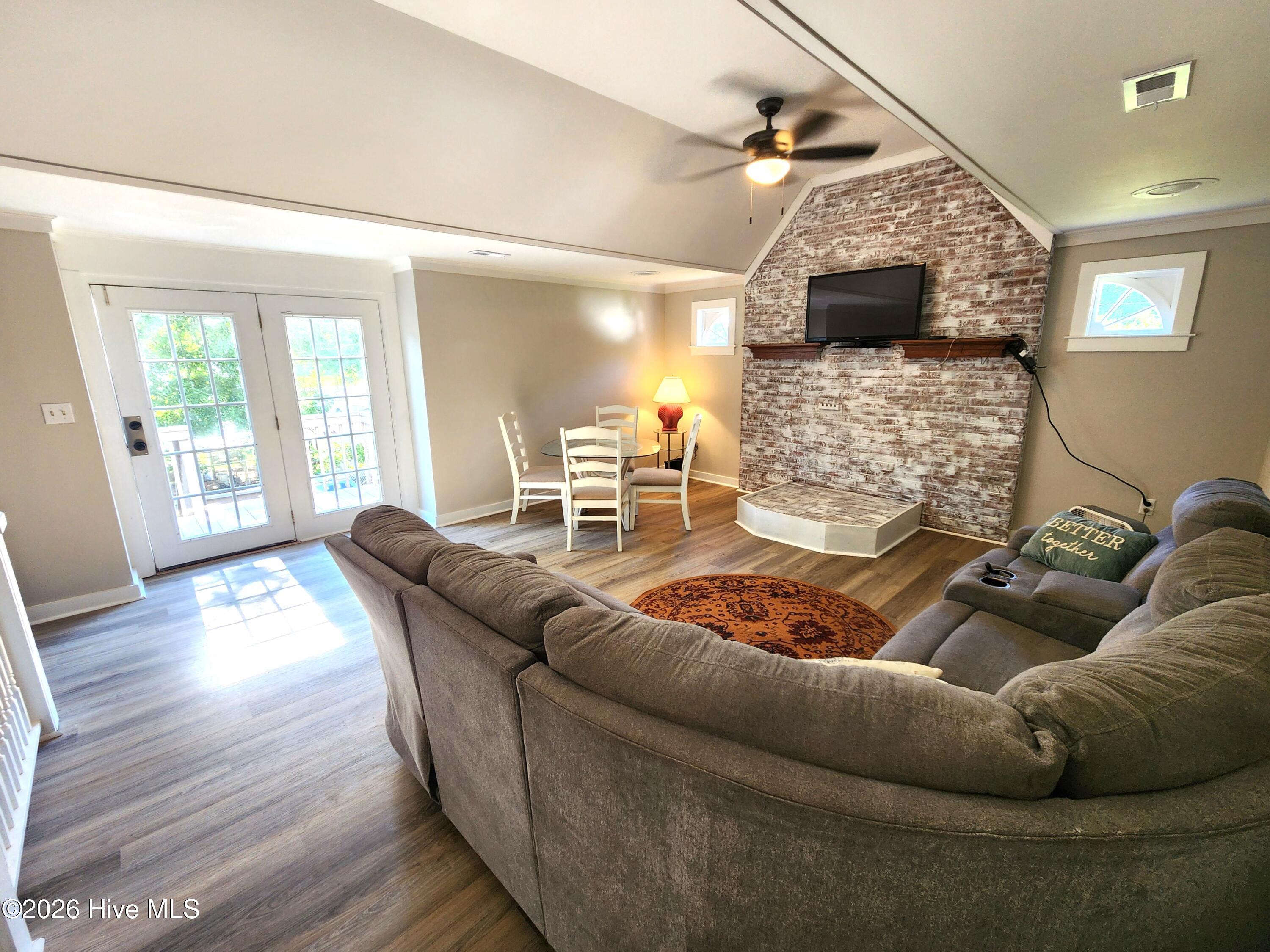 104 Croatan Drive,Newport