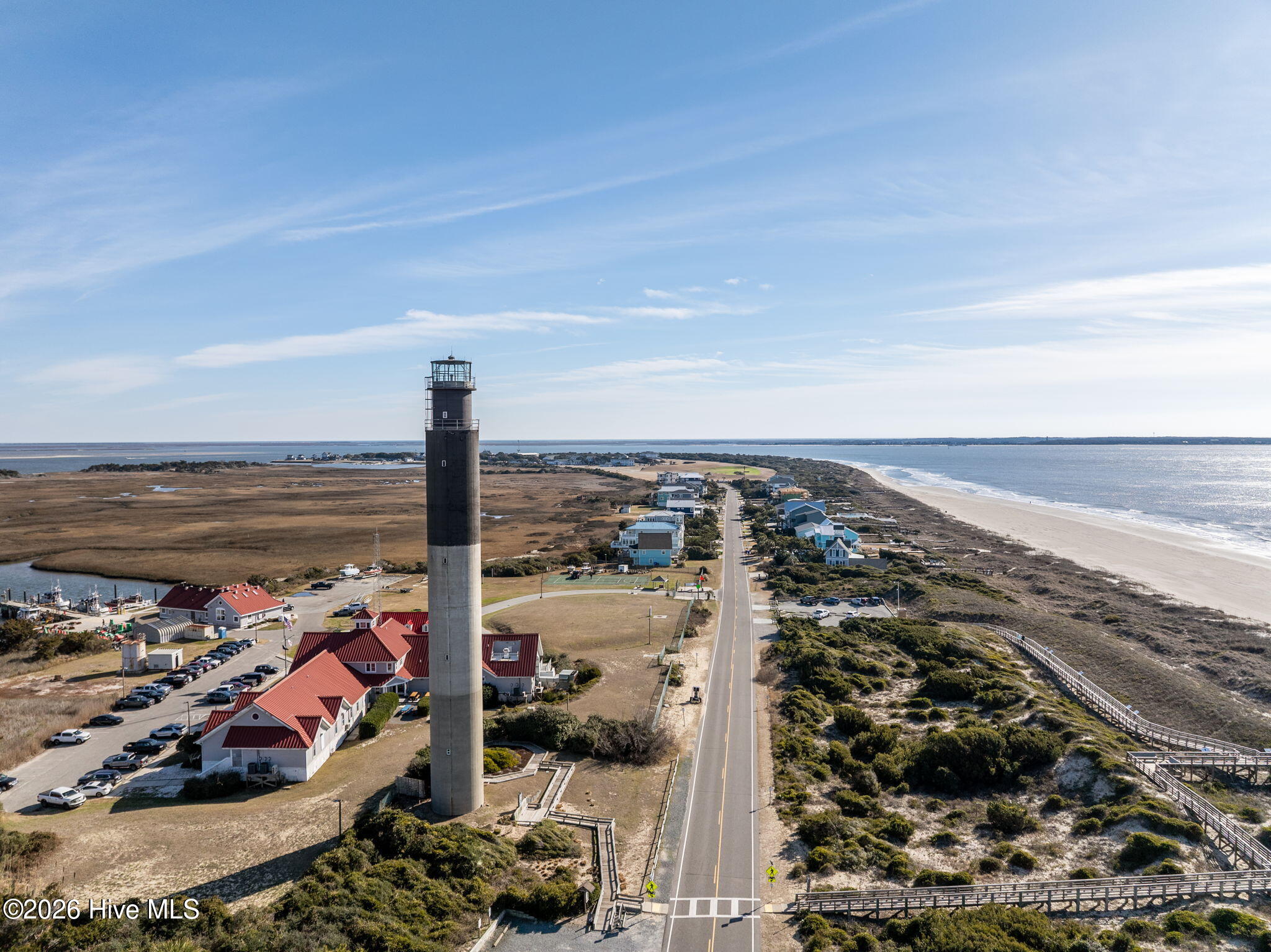 100550406 | Photo 33