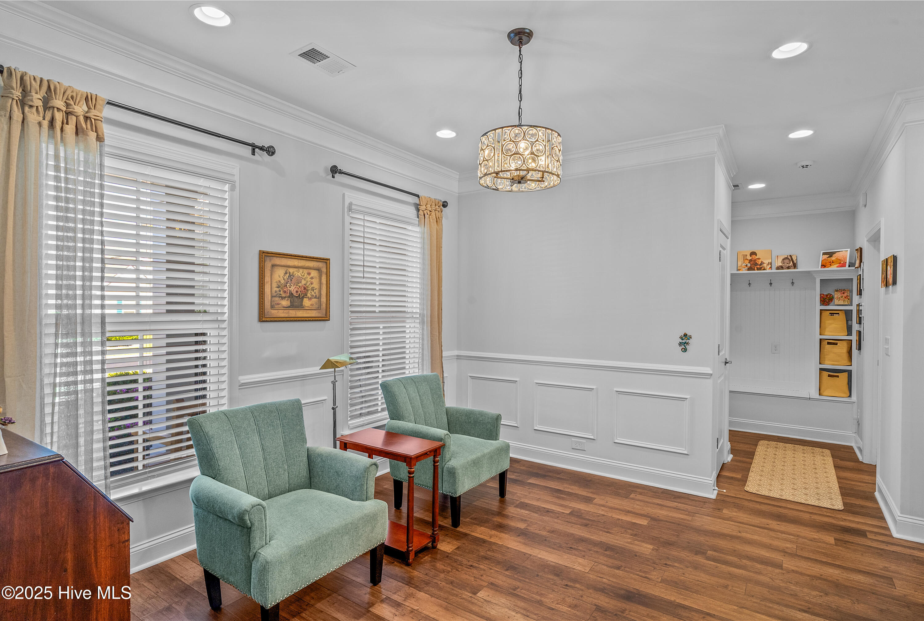 100502305 | Photo 10