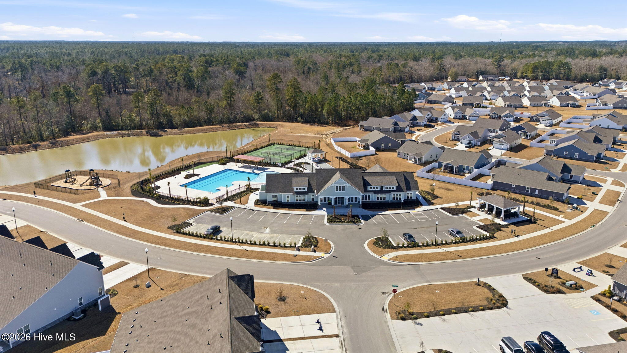 100554684 | Photo 54