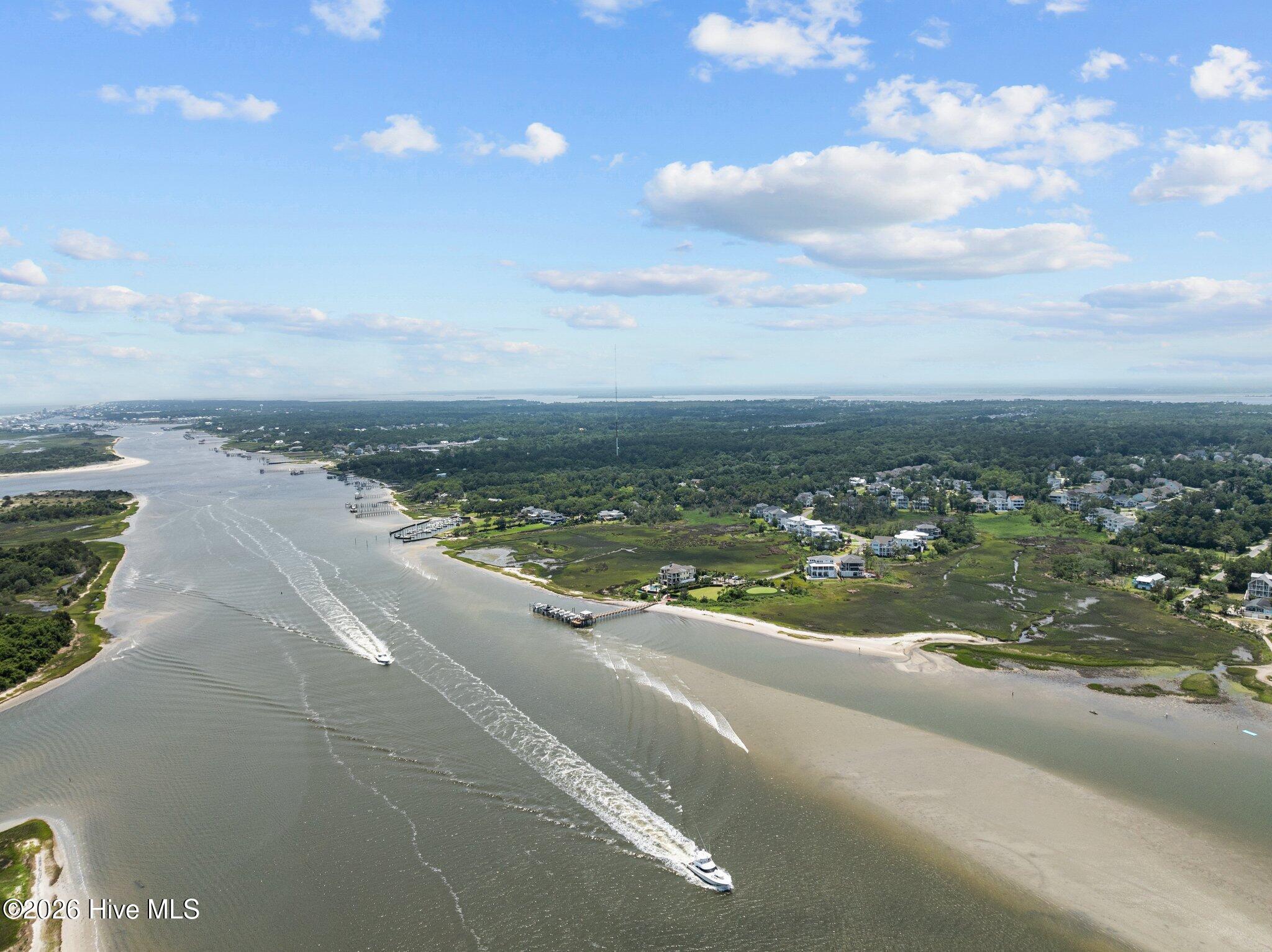 100551826 | Photo 93