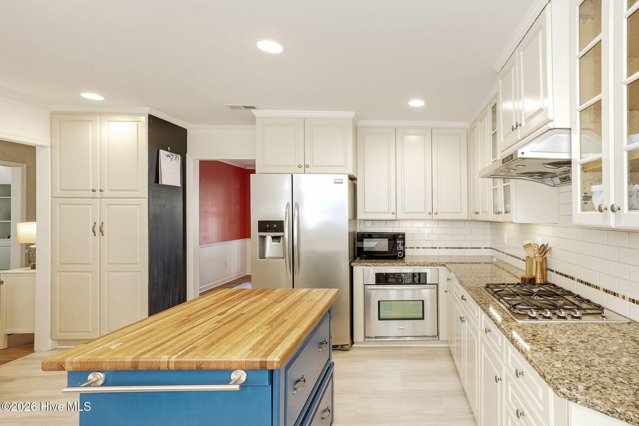 121 Gull Harbor Drive,Newport