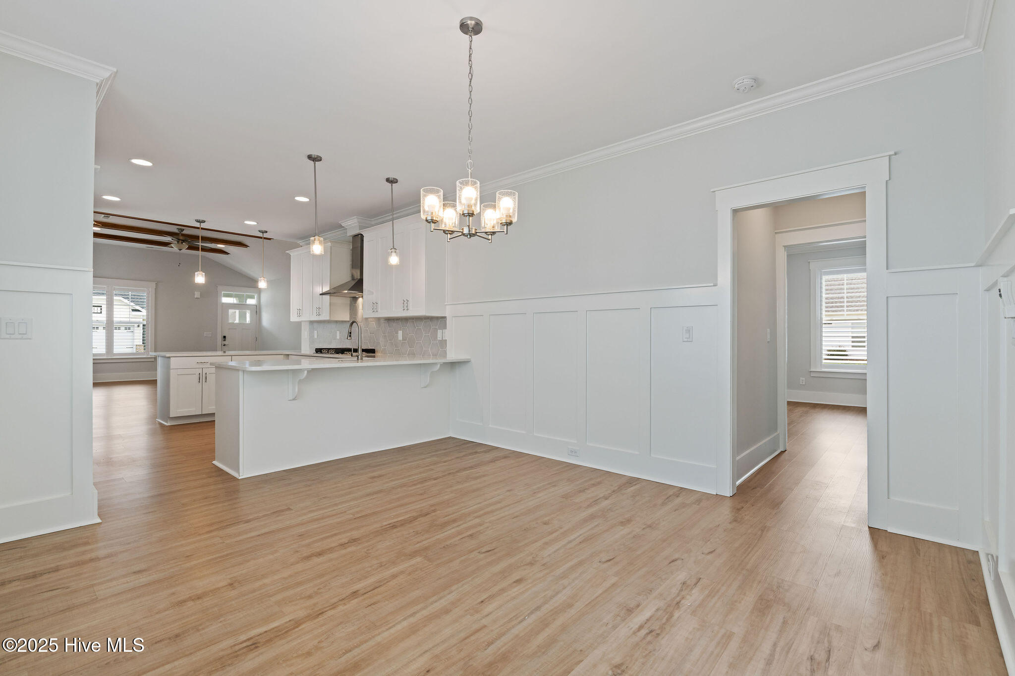 100523892 | Photo 27