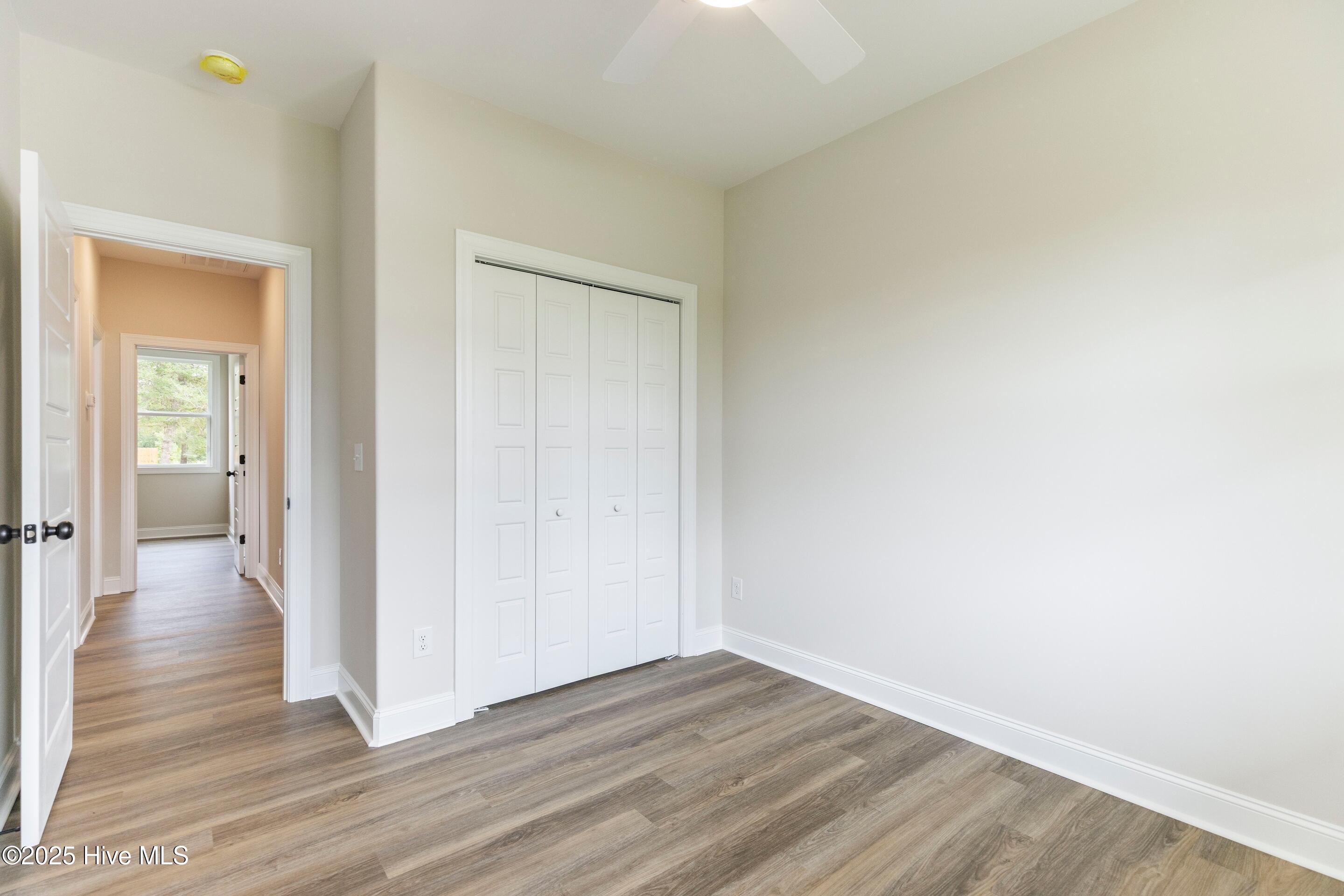 100545595 | Photo 35