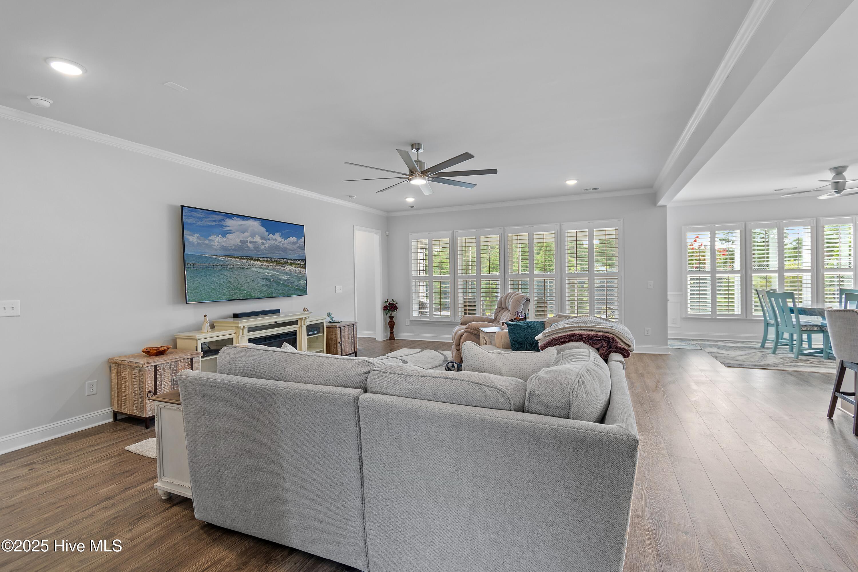 85 Eagle Claw Drive, Calabash, NC 28467 – photo 20: Living room