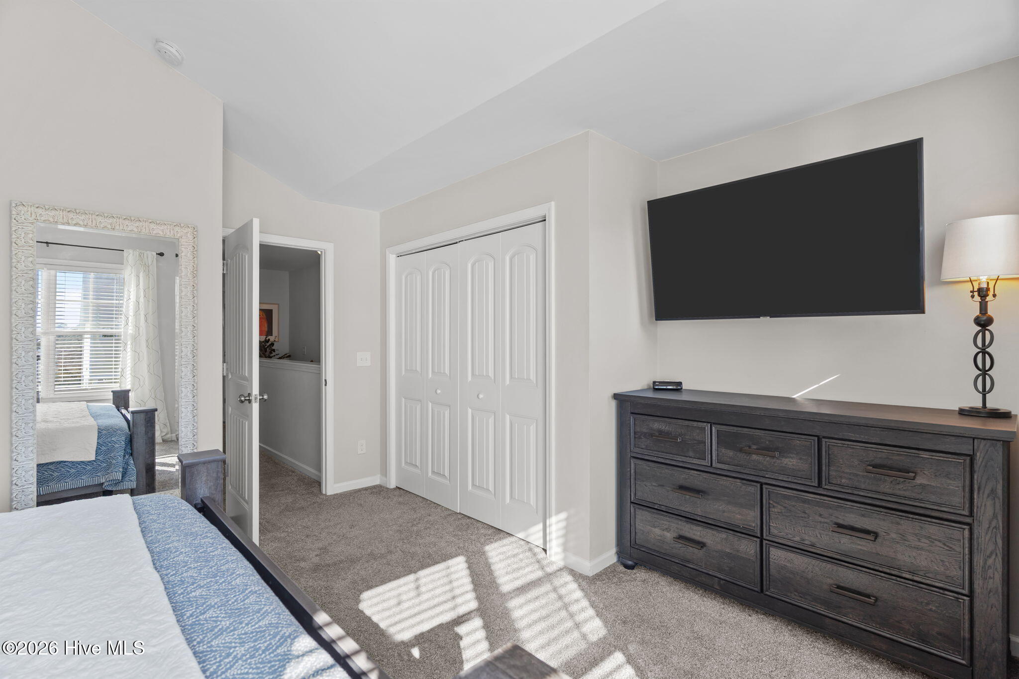 100555815 | Photo 27