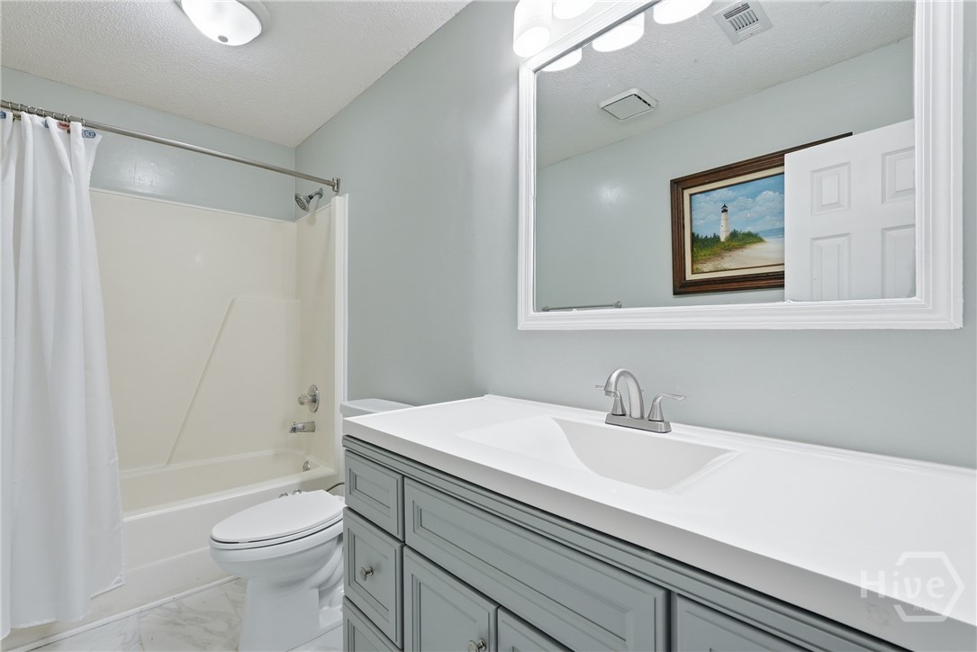 22 Longview Bluff Drive E, Savannah, GA, 31419