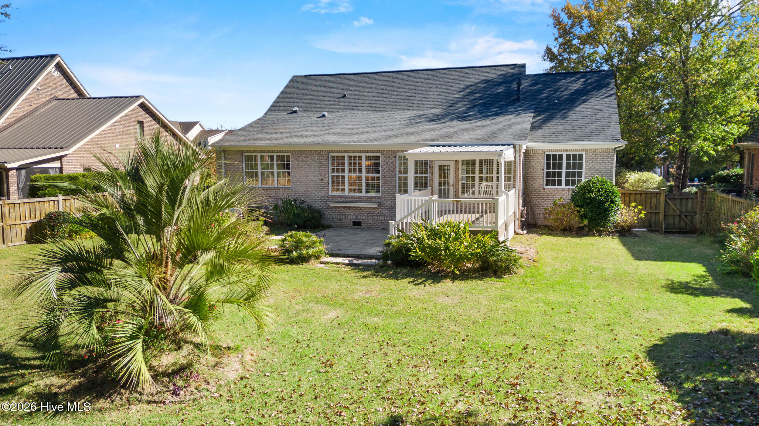 100541482 | Photo 46