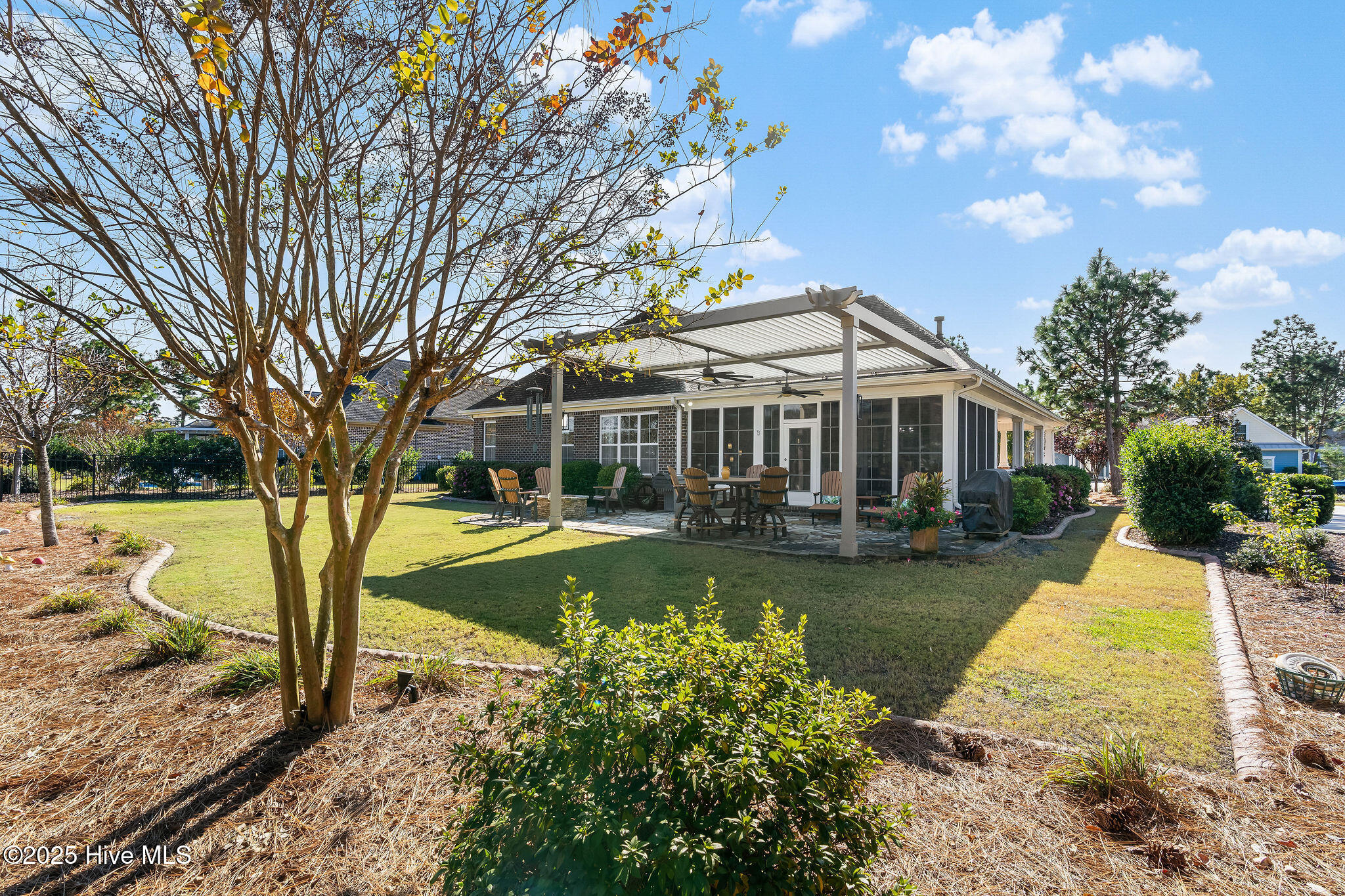 100541913 | Photo 18