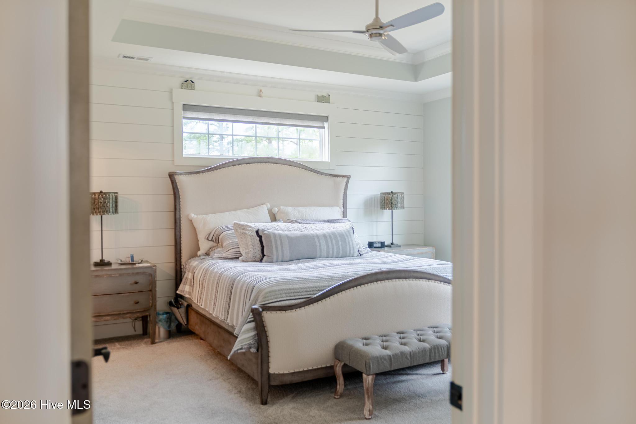 100561438 | Photo 22