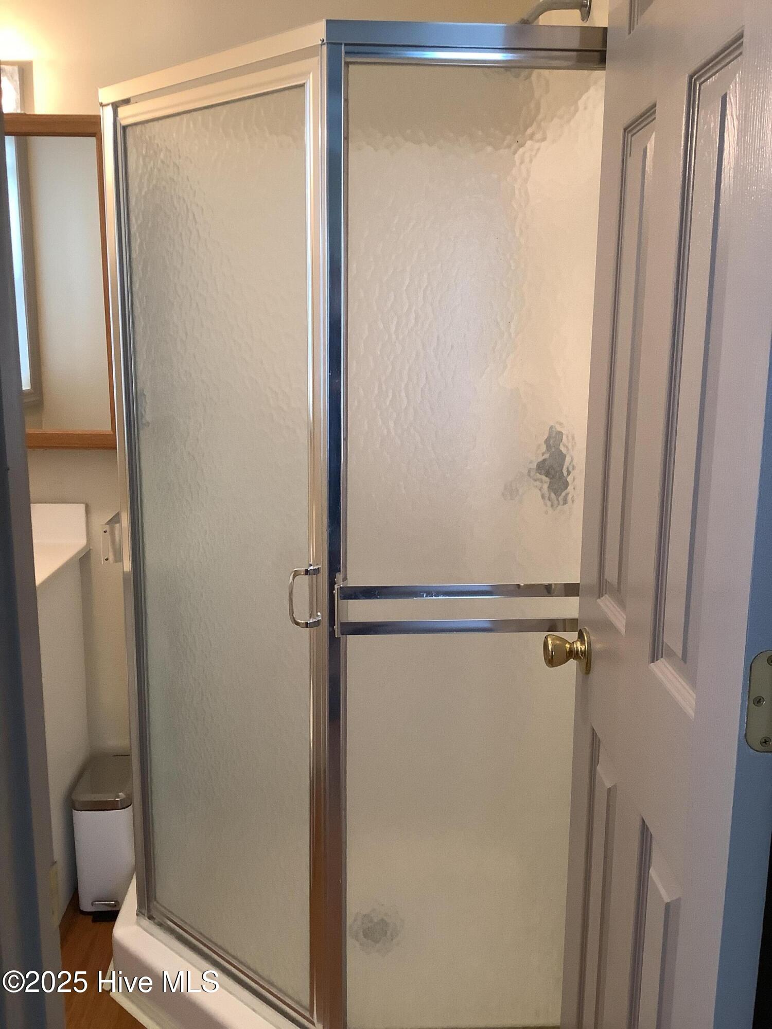 100530094 | Photo 22