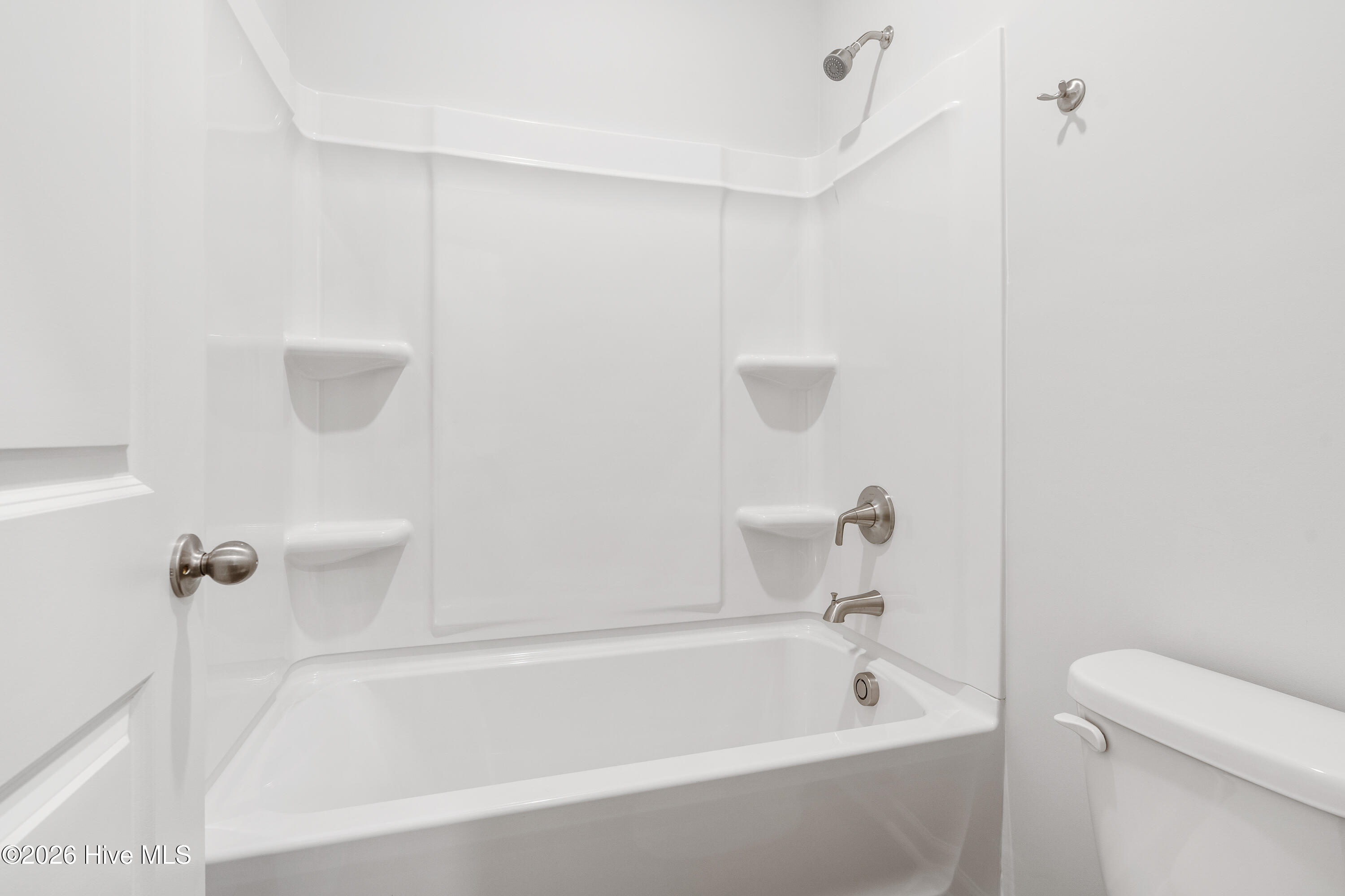 100565512 | Photo 26