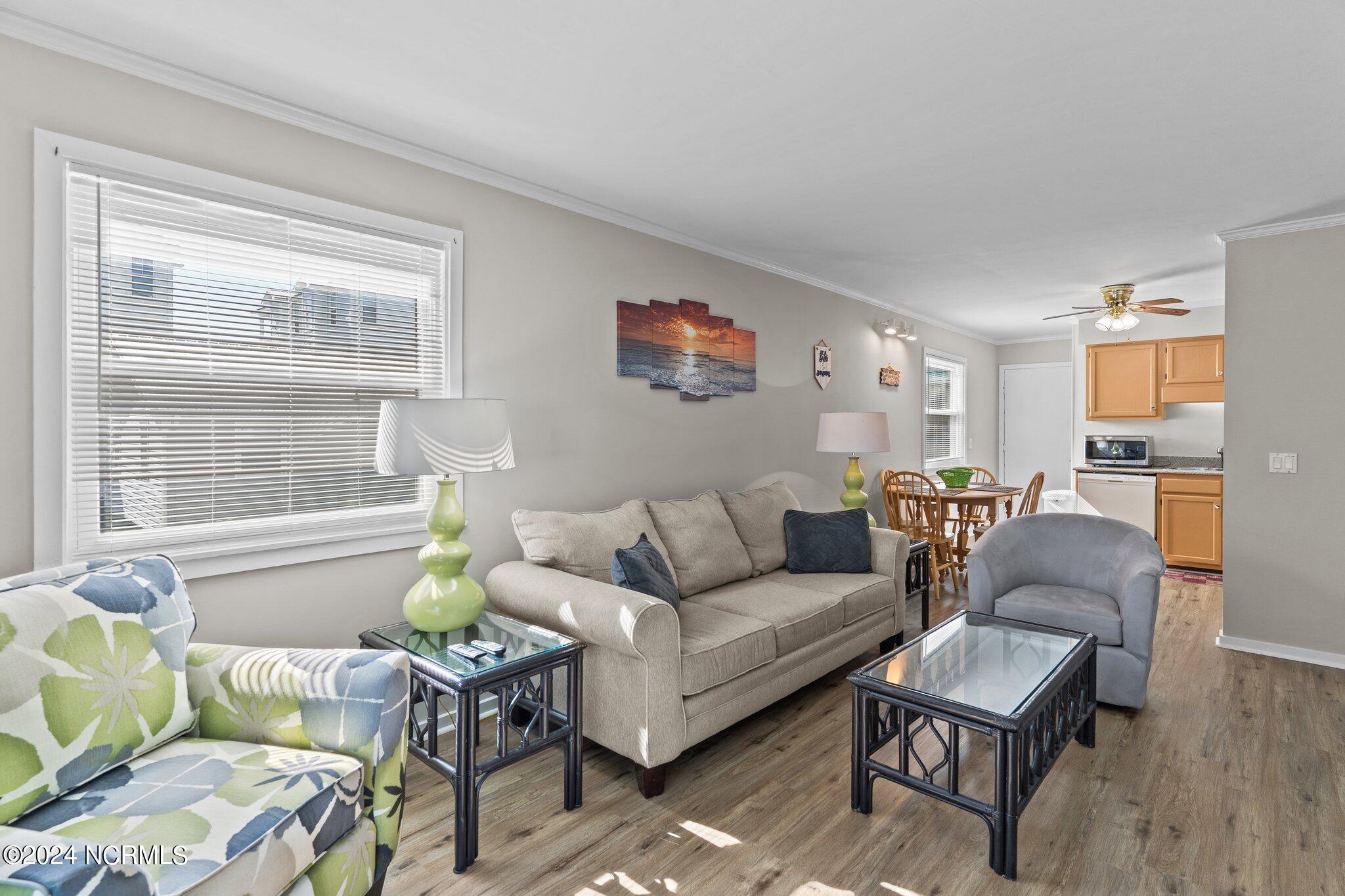 1404 Canal Drive Apt 17, Carolina Beach, NC 28428 – photo 5: 11-web-or-mls-BTS08408