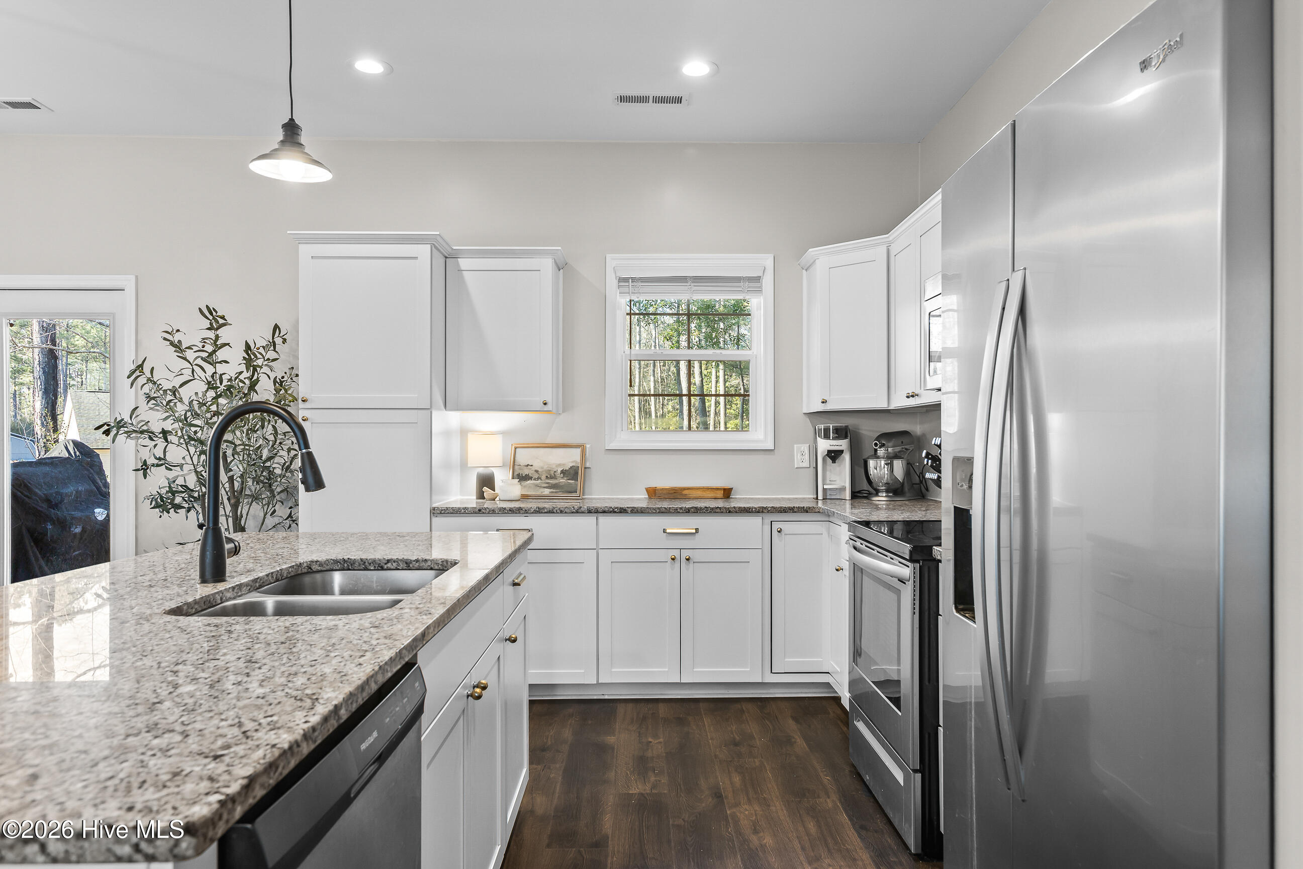 305 Brinley Place, Maple Hill, NC 28454 – photo 13: 01-13