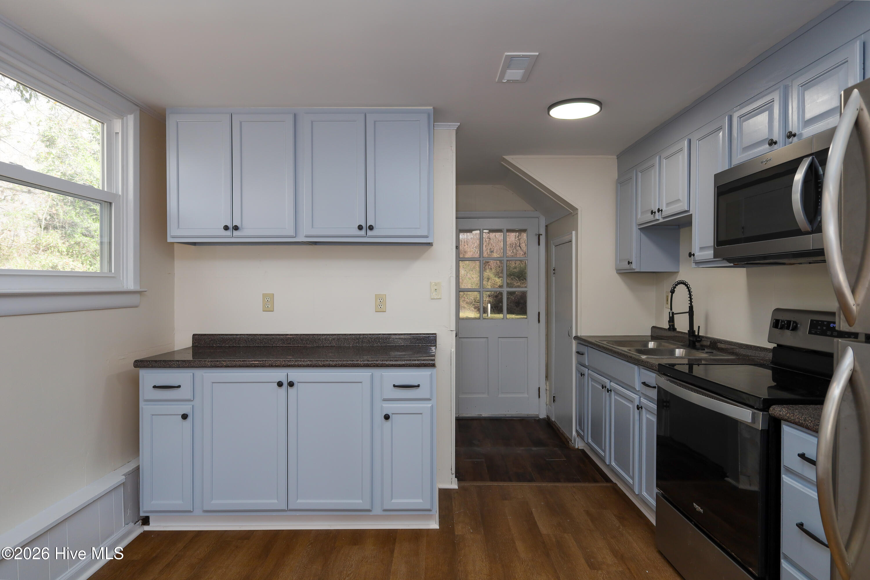 1190 Blue Creek Road UNIT B, Jacksonville, NC, 28540