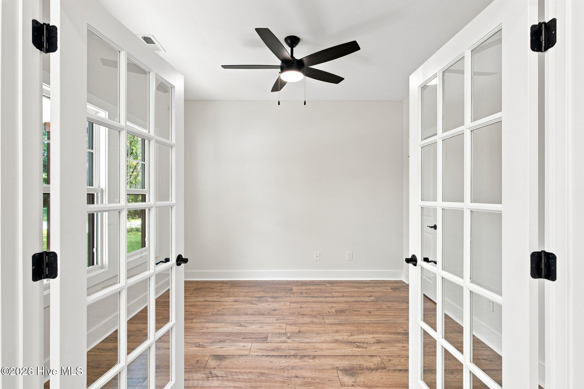 2395 Sunset Harbor Road SE, Bolivia, NC 28422 – photo 6
