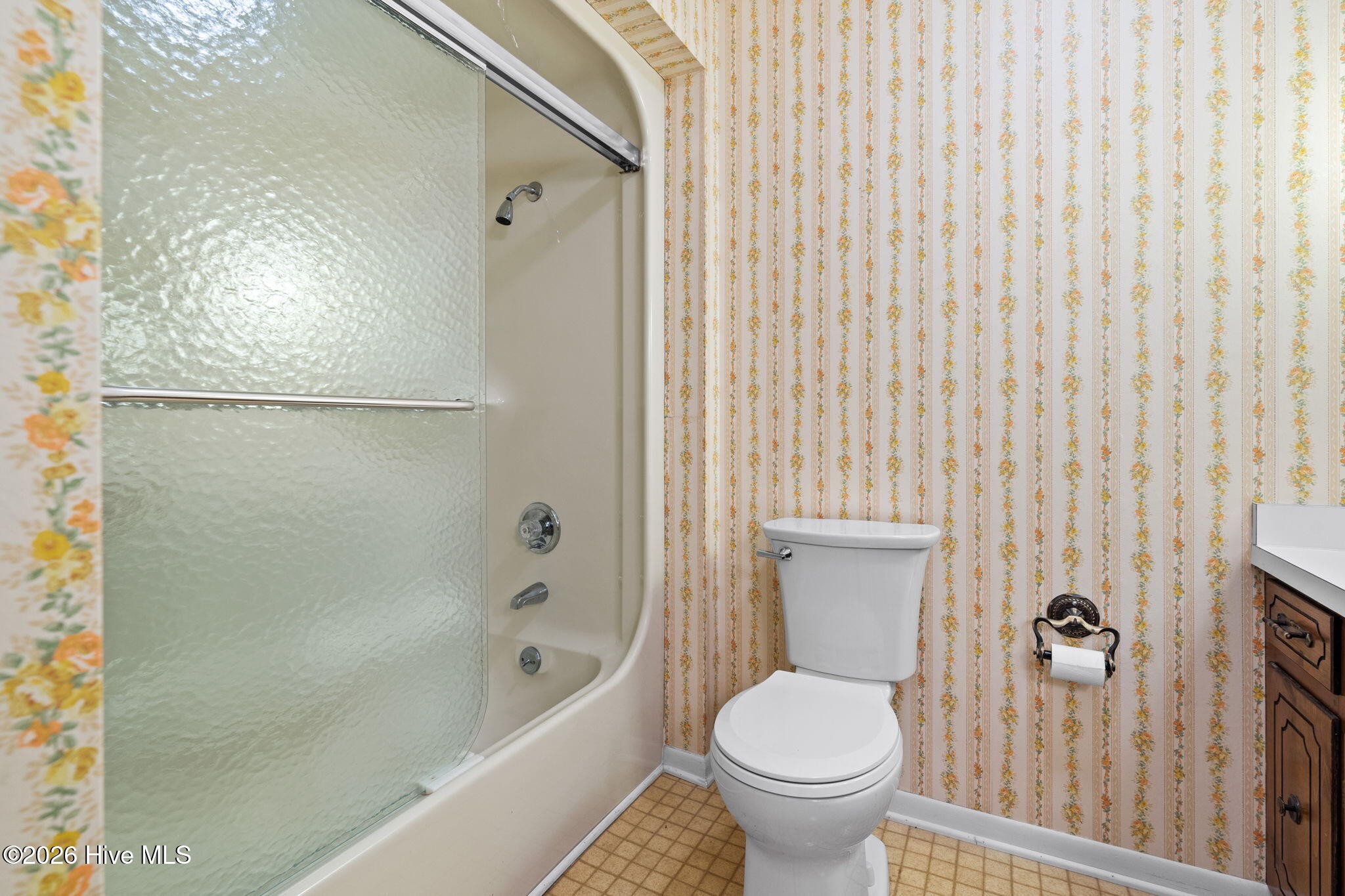 100554530 | Photo 29