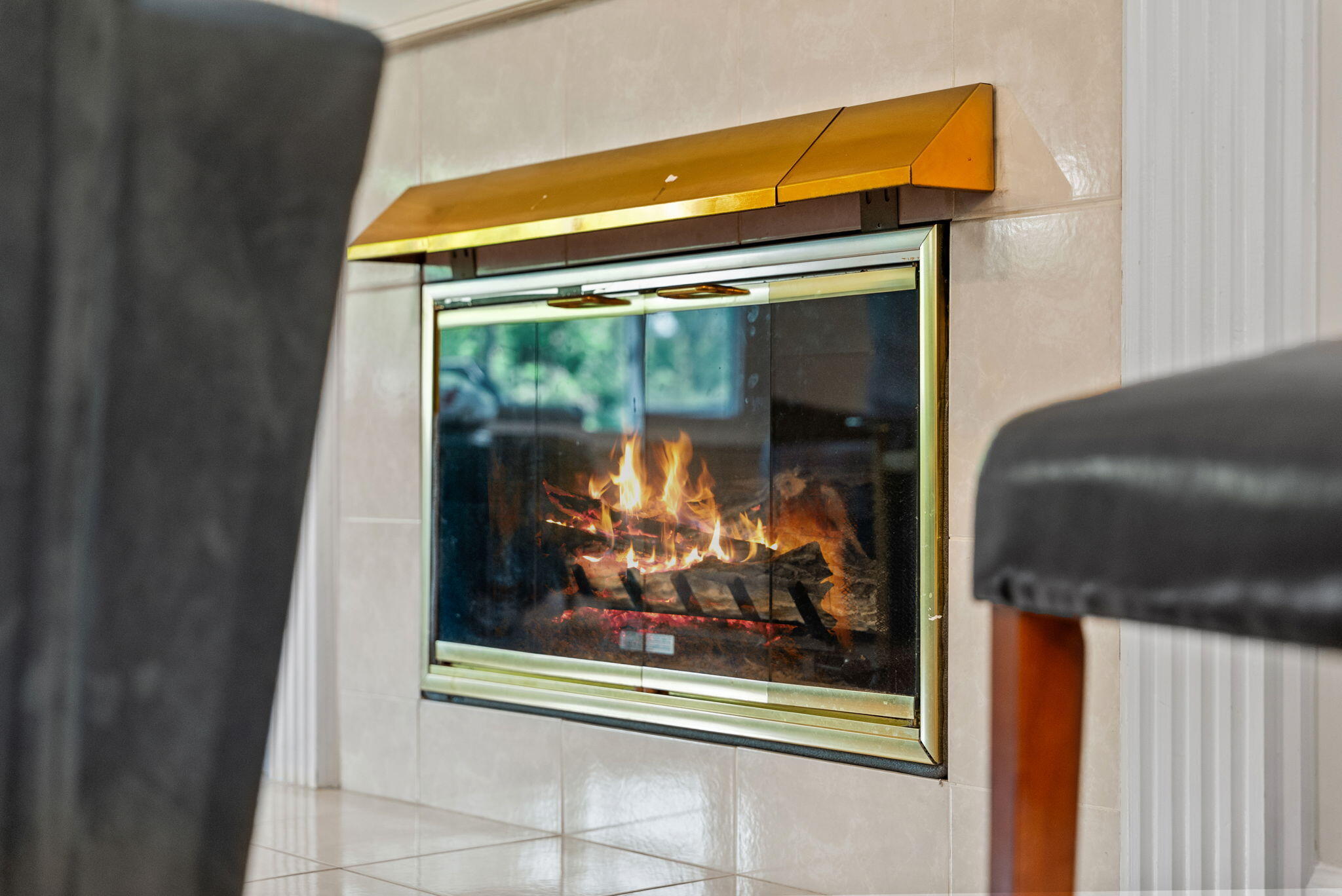 80-web-or-mls-DSC08075-fire