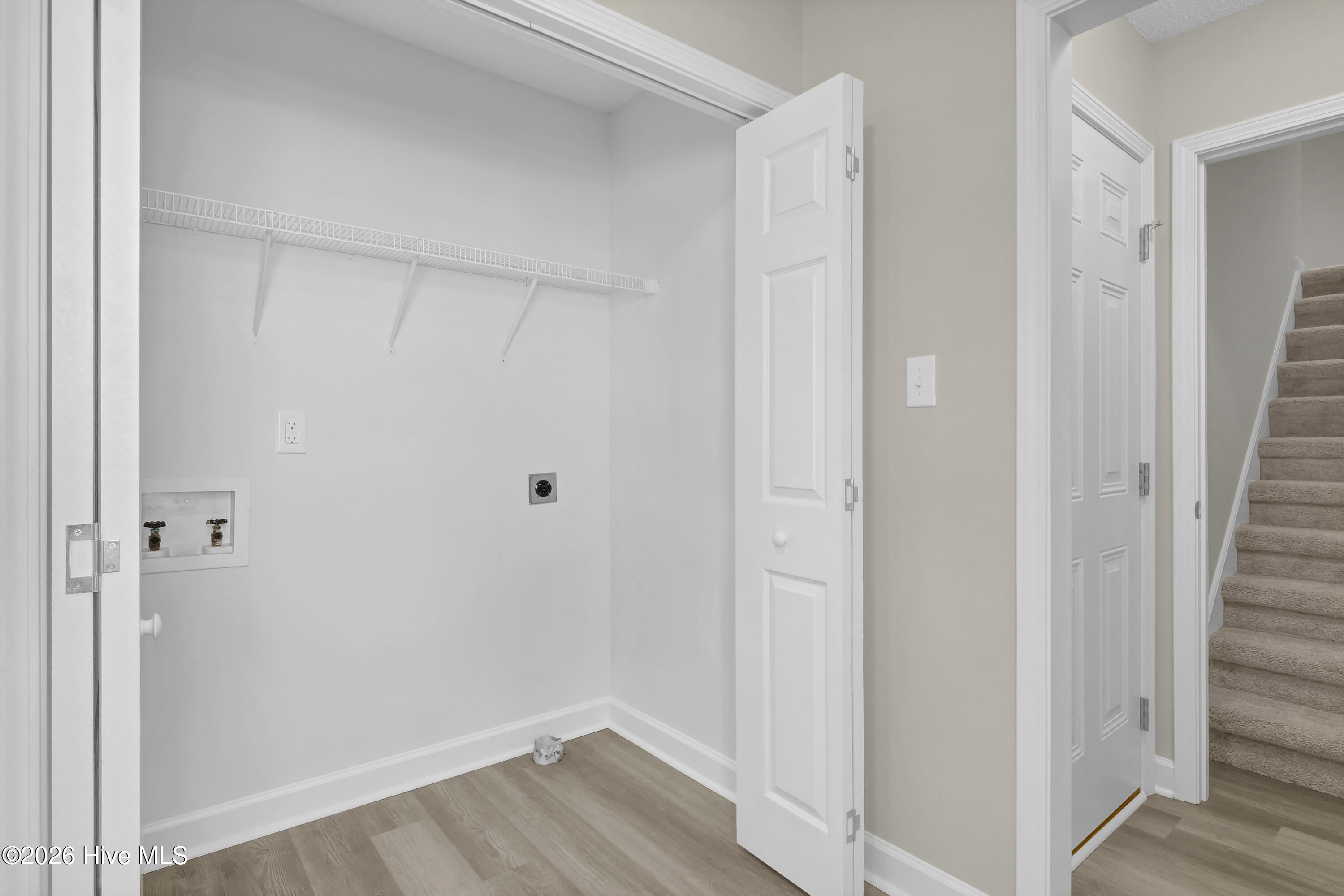 100556678 | Photo 18