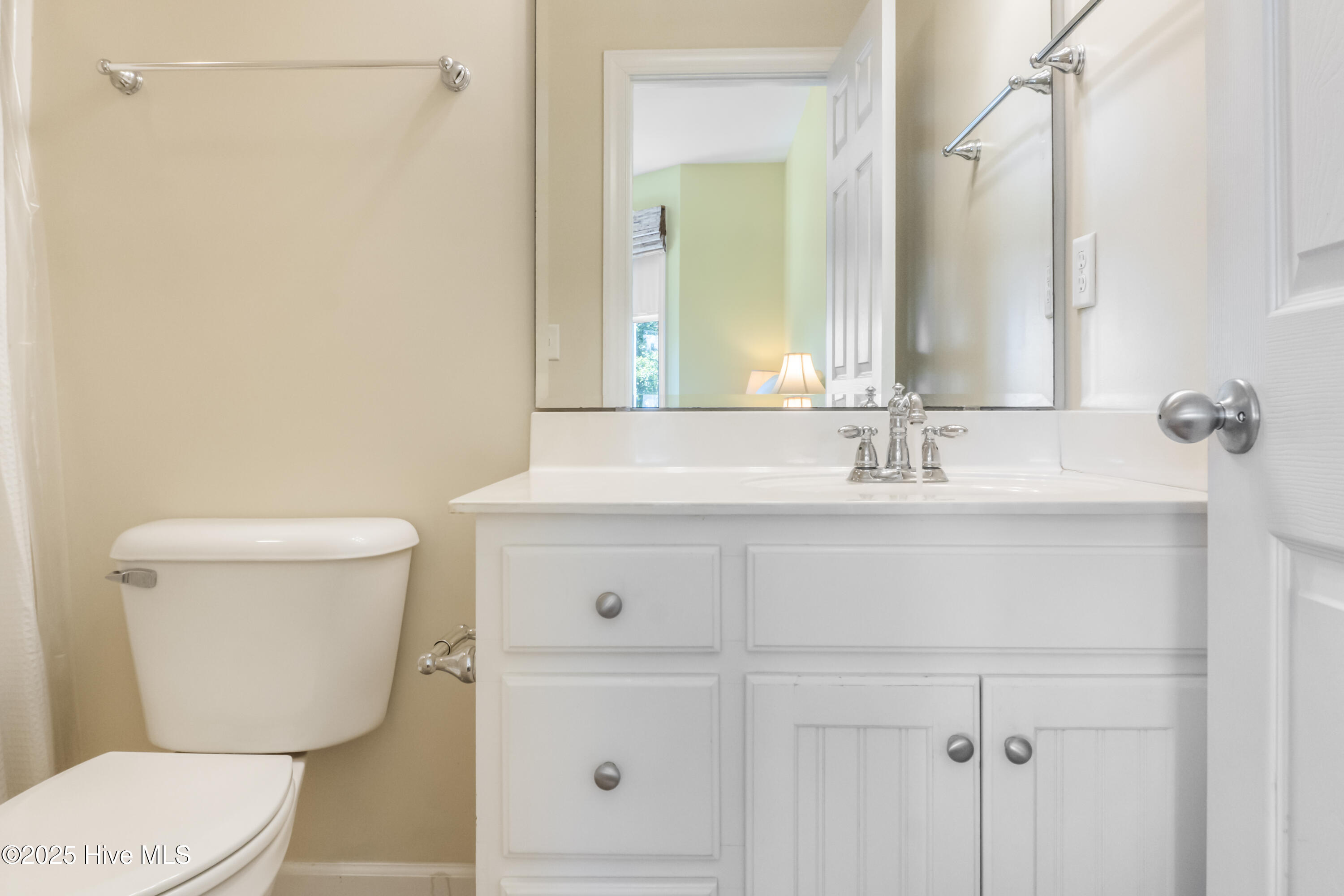 100526228 | Photo 17