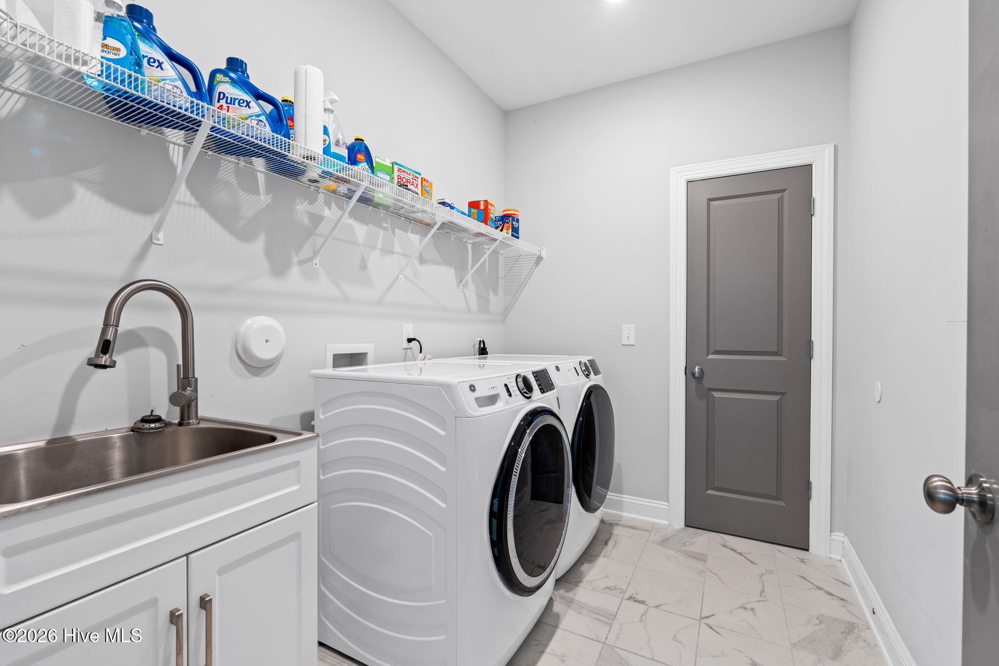 100564954 | Photo 20