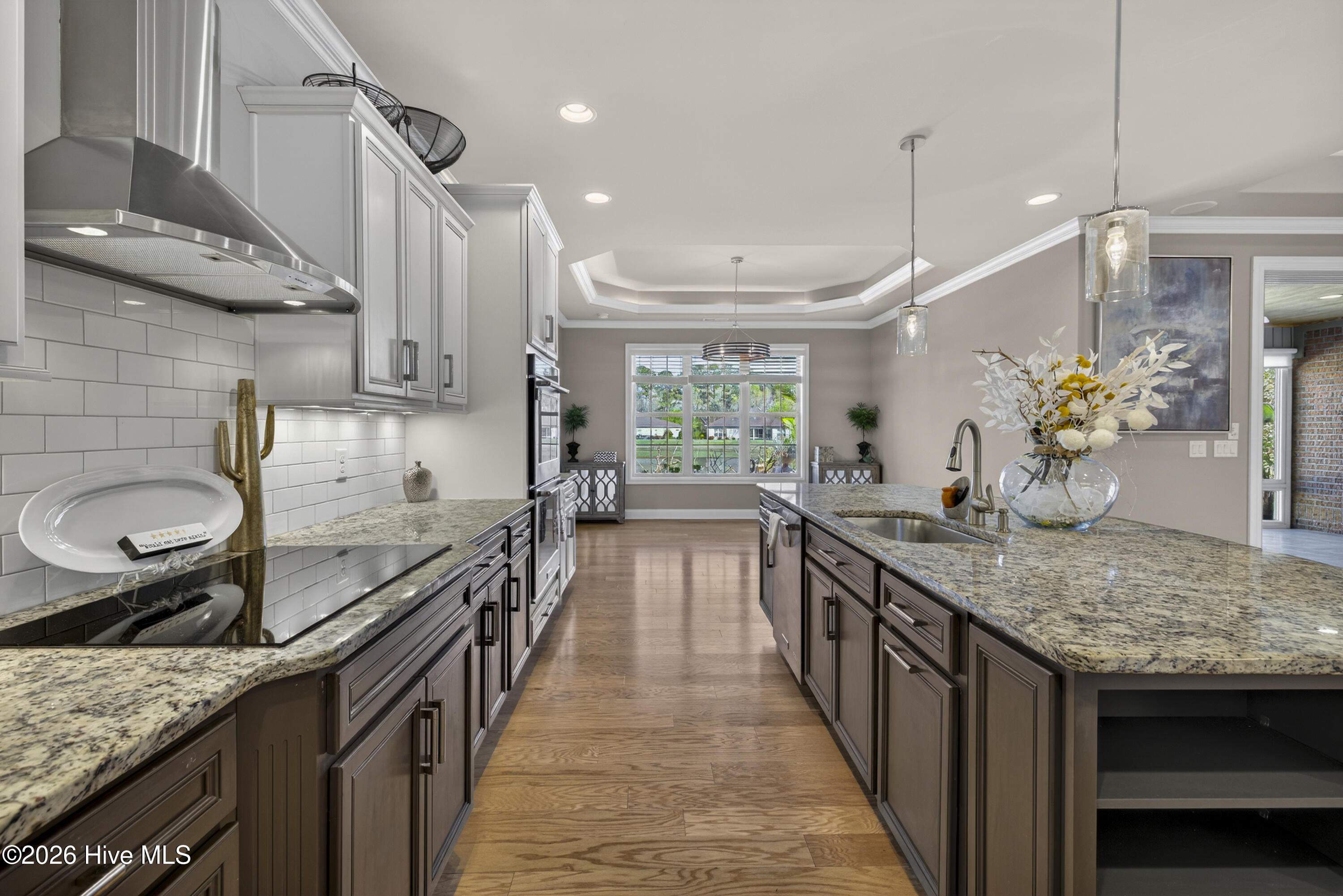 100562254 | Photo 10