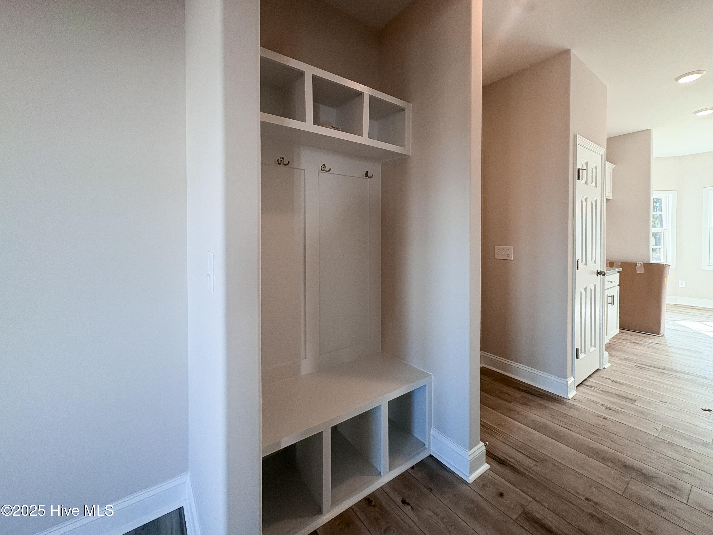 100544649 | Photo 19