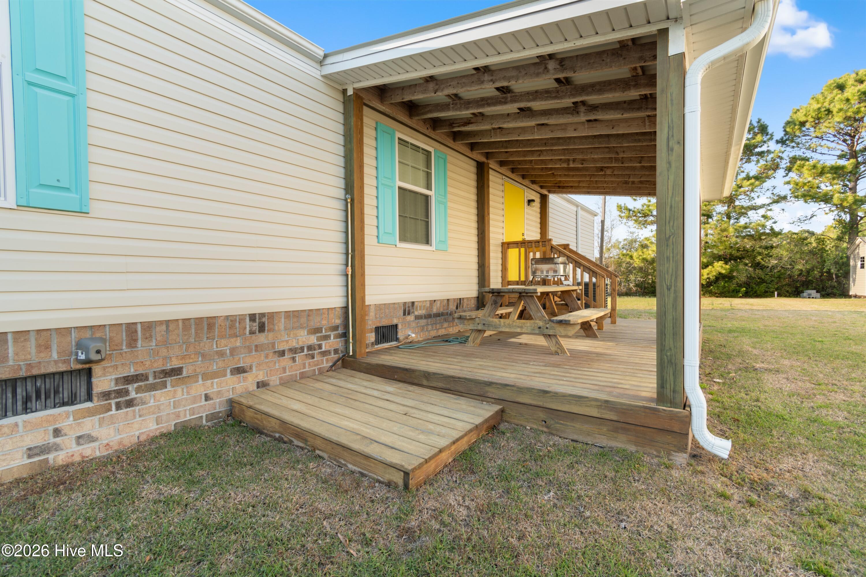 100564695 | Photo 26