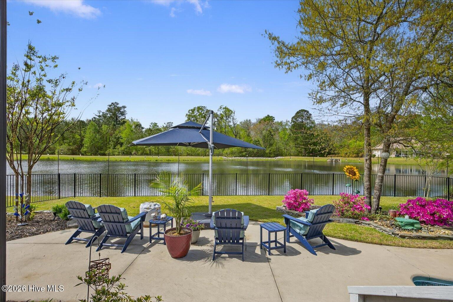 100566266 | Photo 64